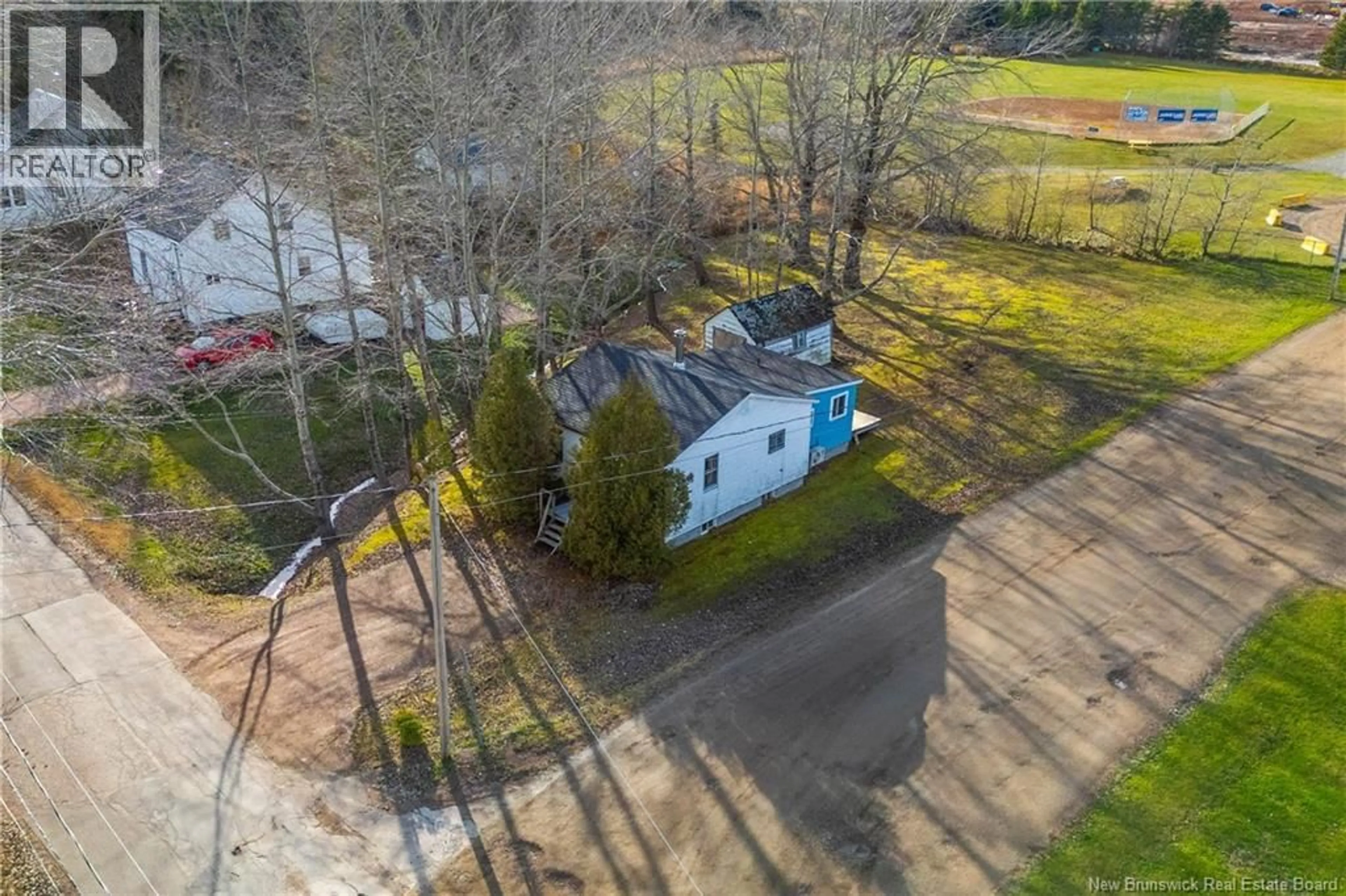 A pic from outside/outdoor area/front of a property/back of a property/a pic from drone, unknown for 27 RICHARDSON STREET, Sackville New Brunswick E4L4H7