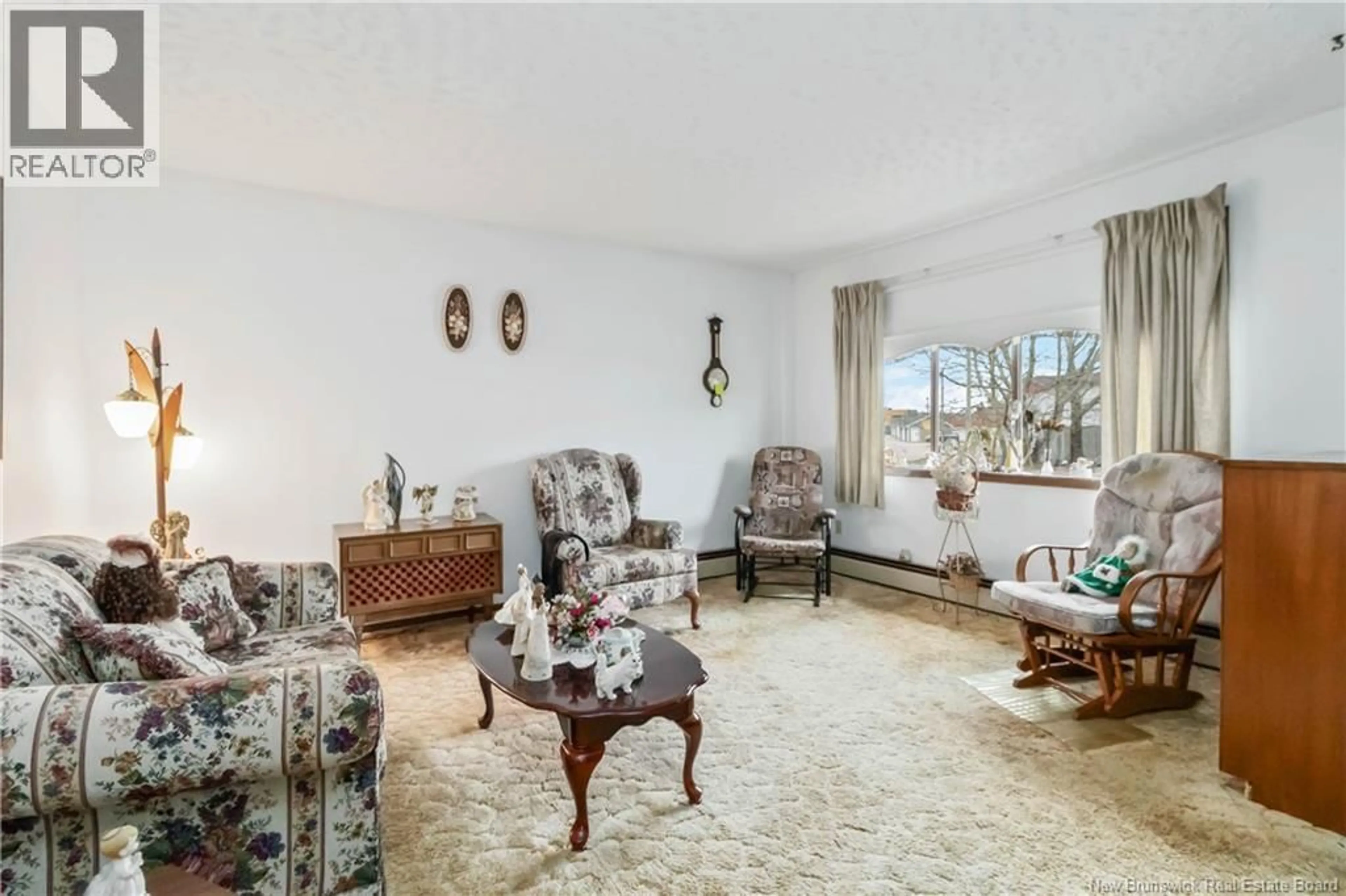 Living room with furniture, carpet floor for 263 NORMANDIE STREET, Dieppe New Brunswick E1A1L6