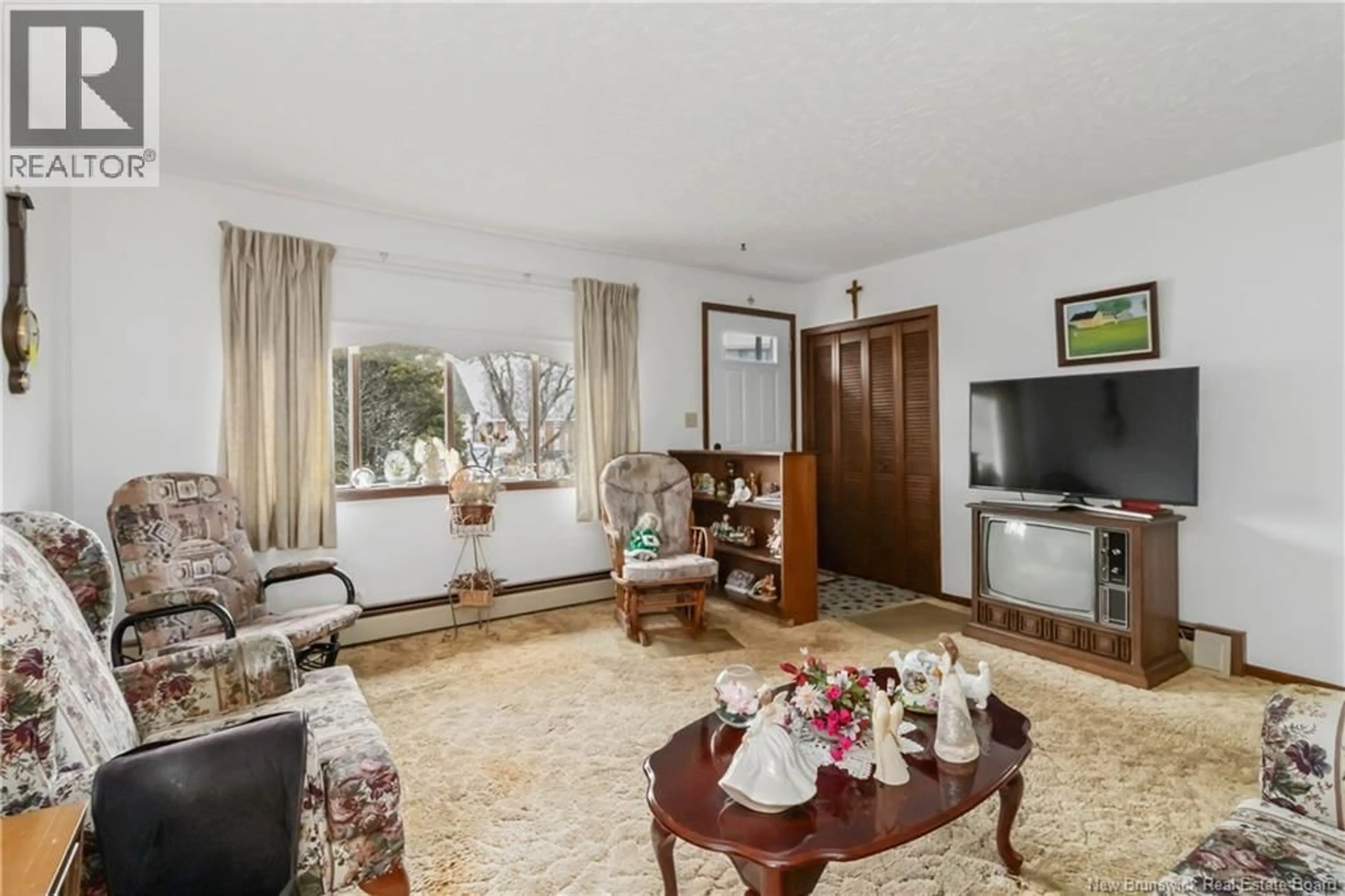 Living room with furniture, unknown for 263 NORMANDIE STREET, Dieppe New Brunswick E1A1L6