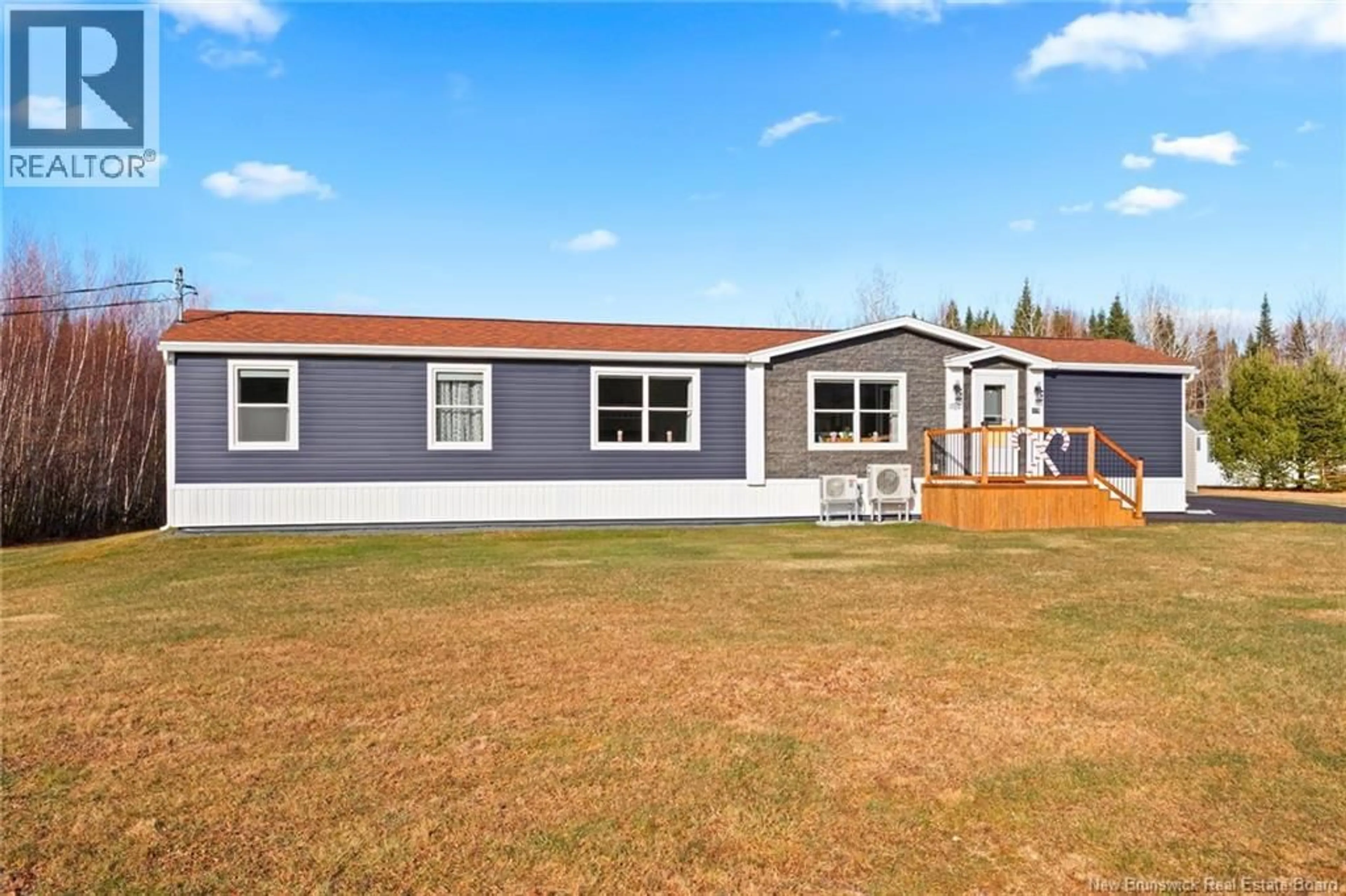 Home with vinyl exterior material, unknown for 19 BIRCH STREET, Waasis New Brunswick E3B9J1