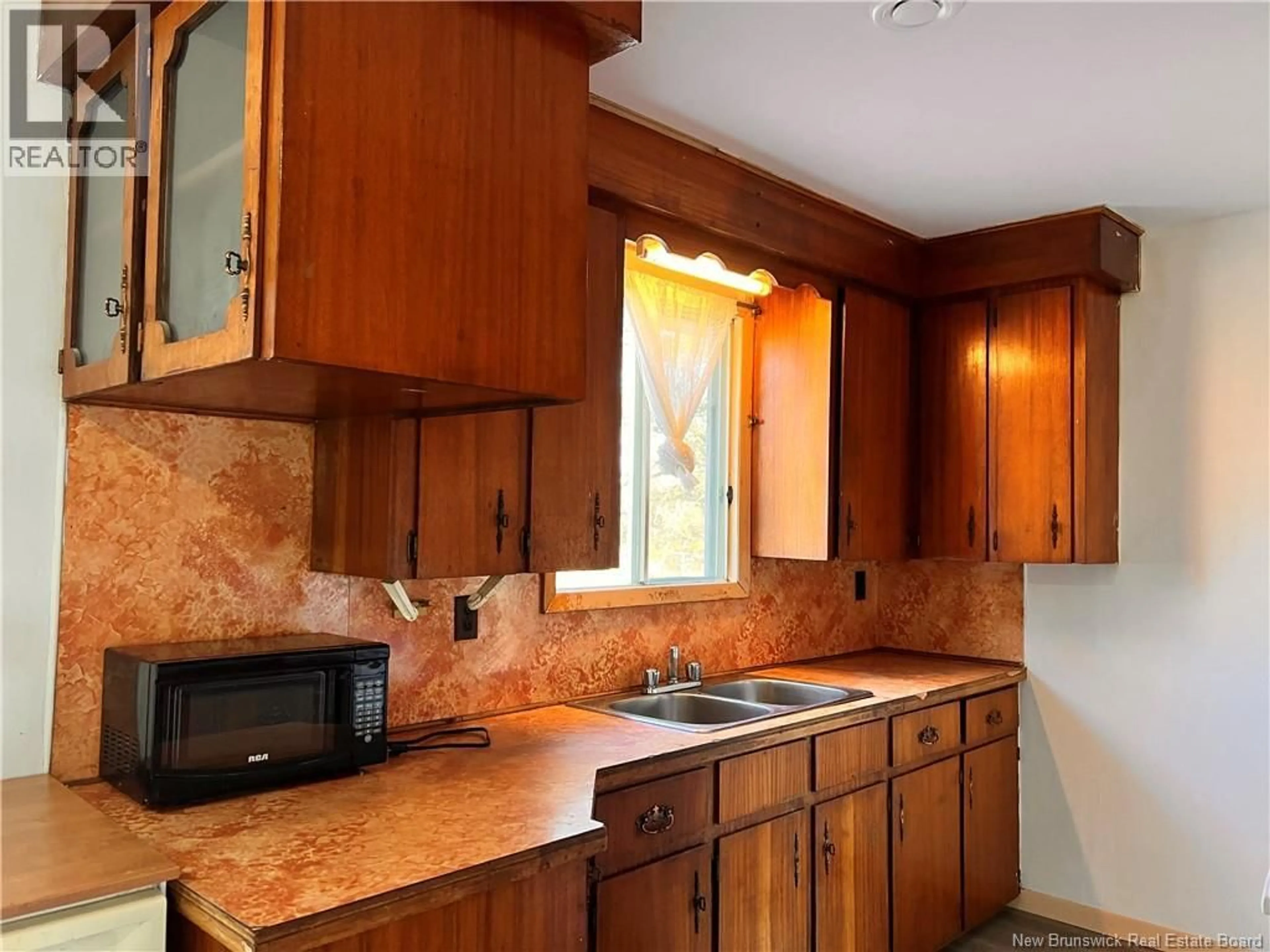 Standard kitchen, unknown for 2758 SAINTE-ANNE ROAD, Sainte-Anne New Brunswick E2A3Y3