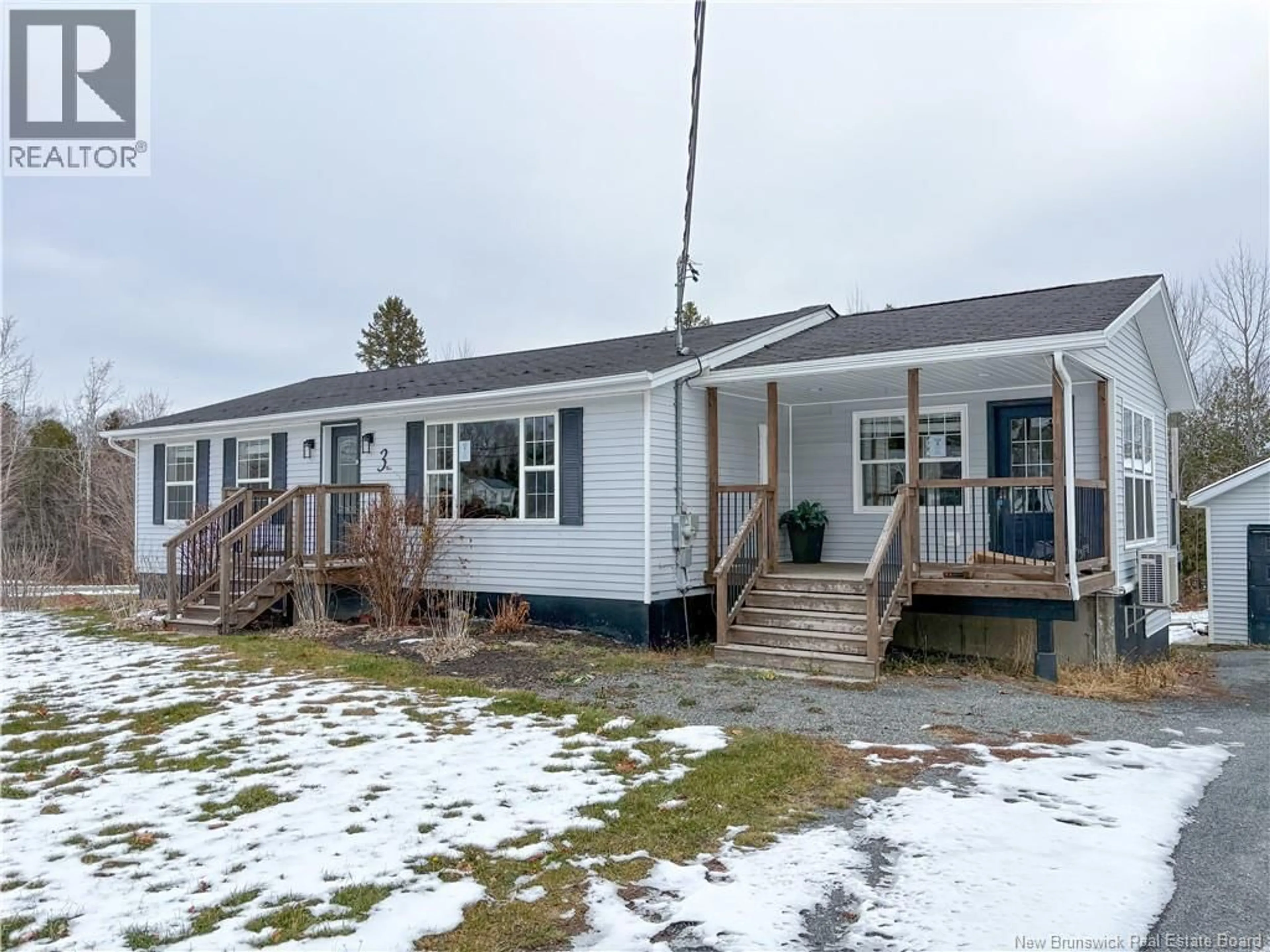 Home with vinyl exterior material, unknown for 3 STILLMAN STREET, Bedell New Brunswick E7M4N7