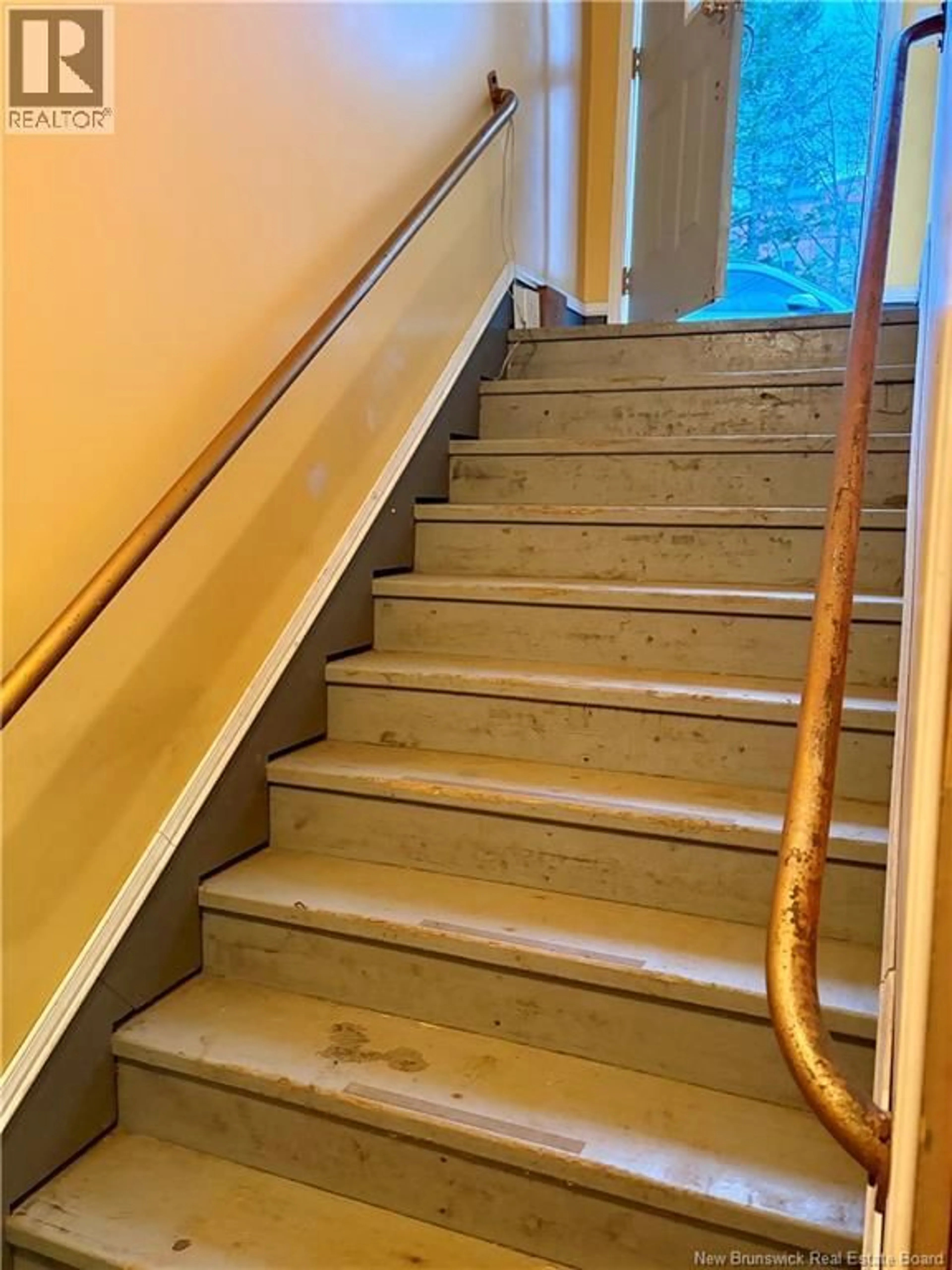 Stairs for 131 RENFREW, Dalhousie New Brunswick E8C2H8