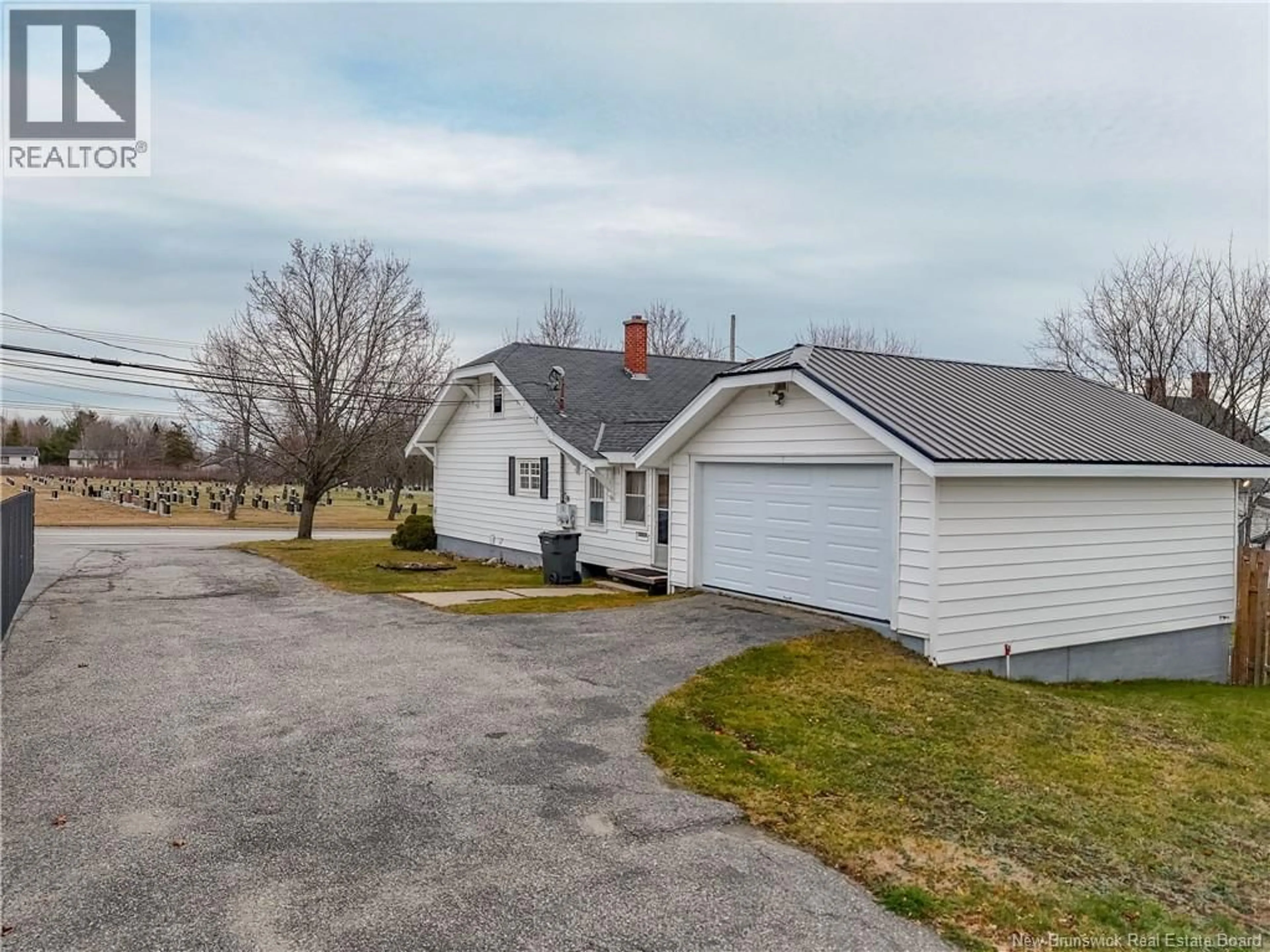 A pic from outside/outdoor area/front of a property/back of a property/a pic from drone, street for 445 NEWCASTLE BOULEVARD, Miramichi New Brunswick E1V2K3