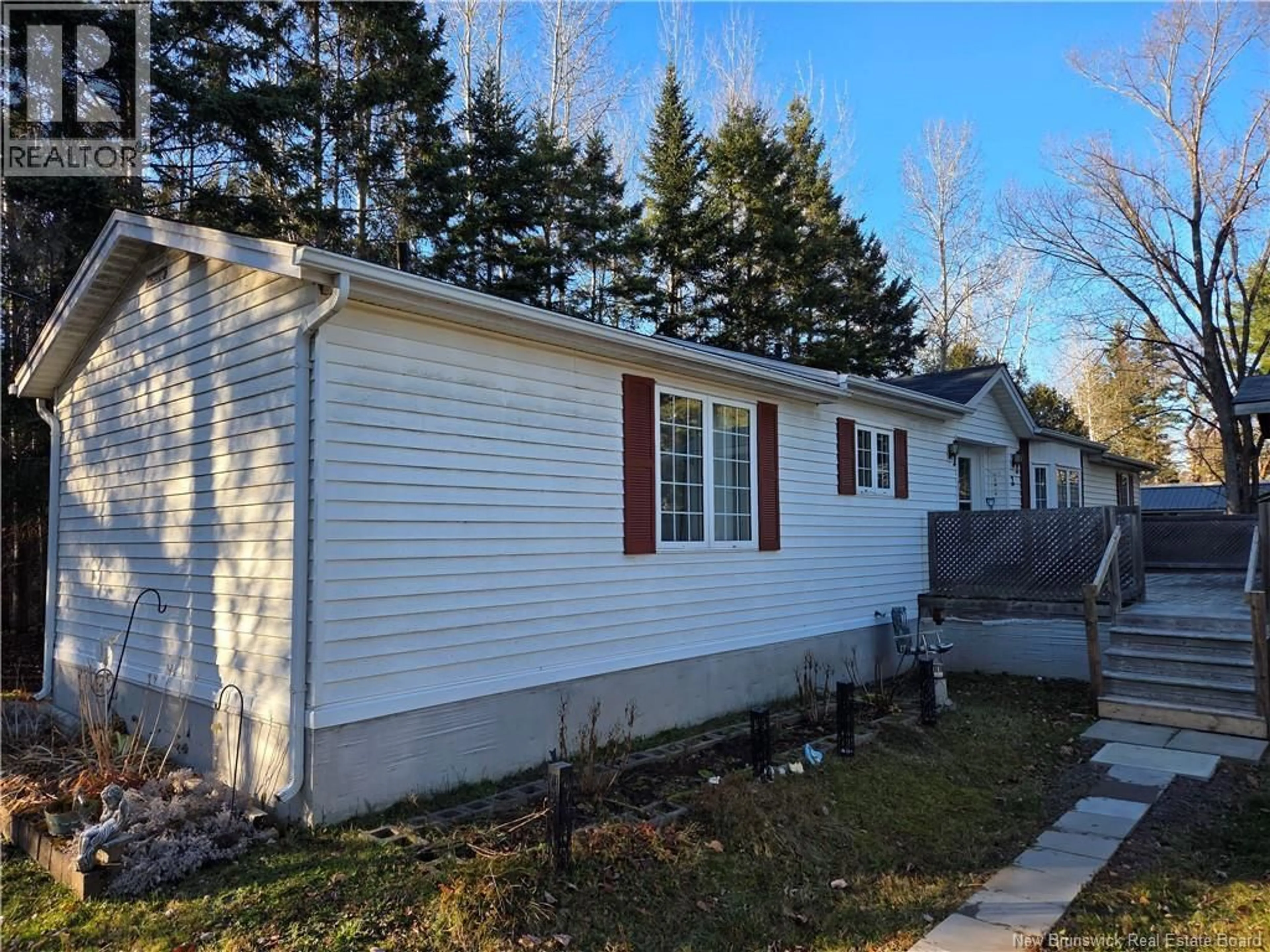 Home with vinyl exterior material, street for 2 BEATTY DRIVE, Shediac Bridge New Brunswick E4R1B8