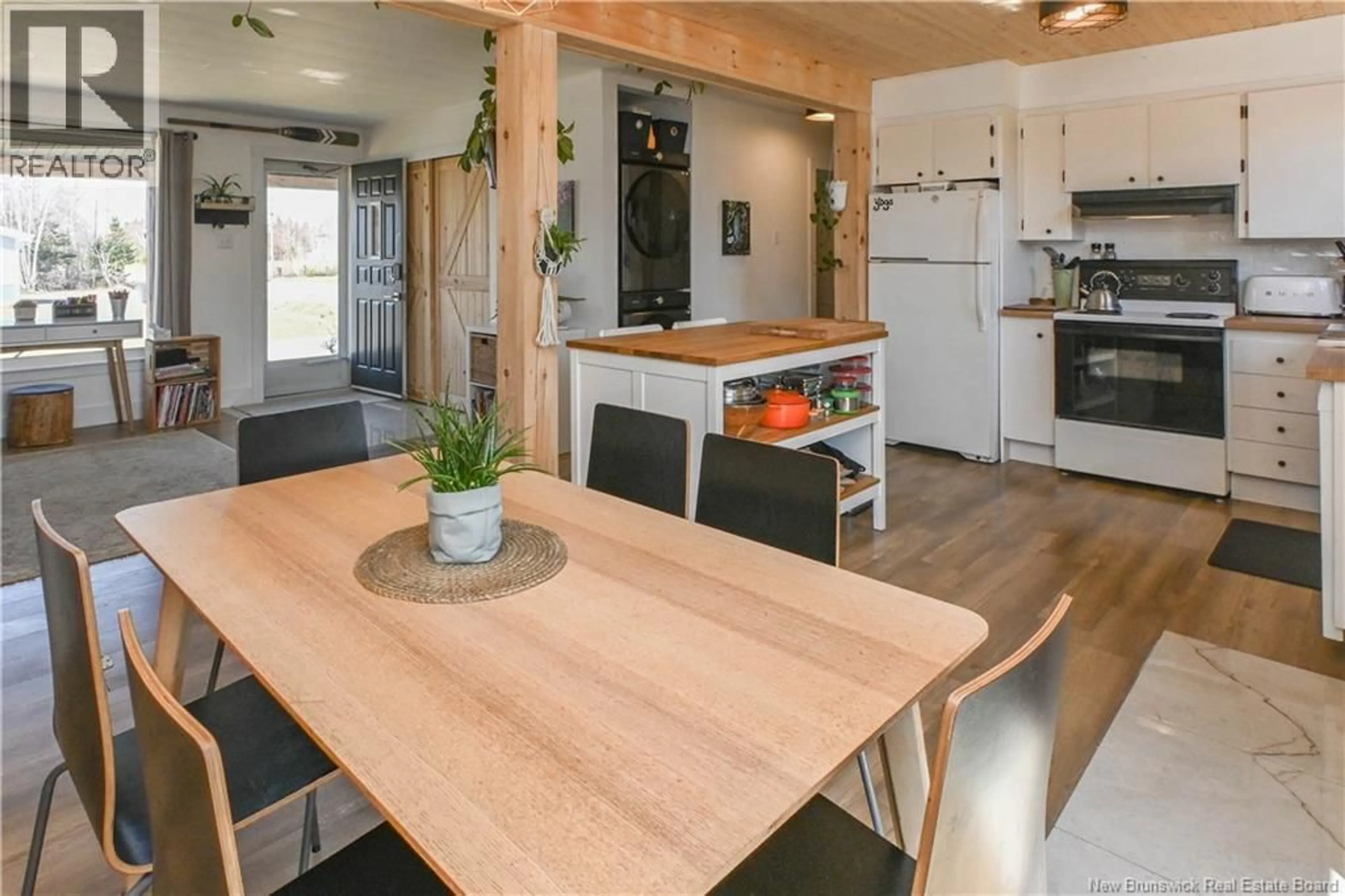 Open concept kitchen, unknown for 3180 ALCIDE STREET, Tracadie New Brunswick E1X1A5