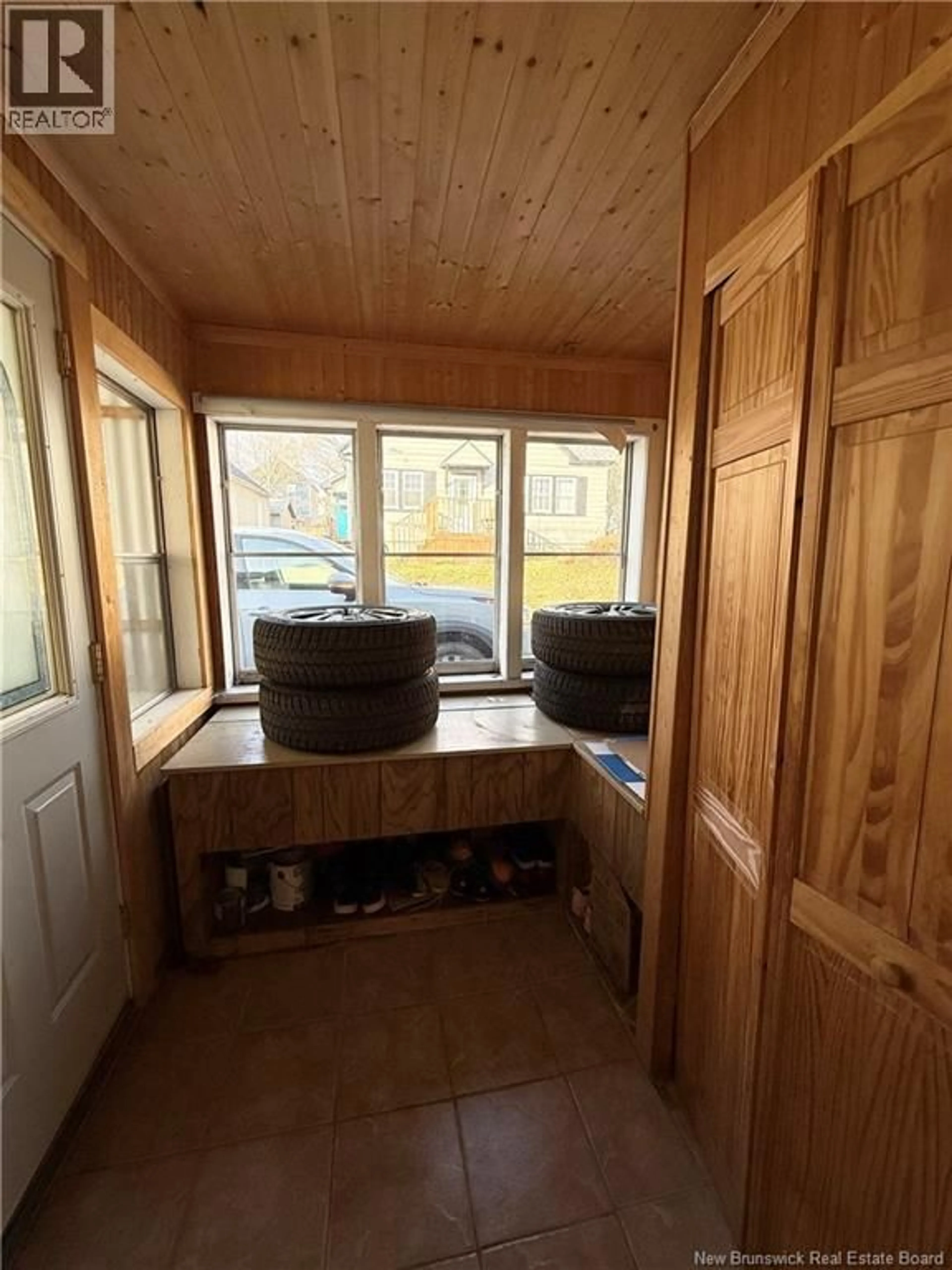 A pic of a room for 282 MCKENZIE STREET, Miramichi New Brunswick E1V1V4