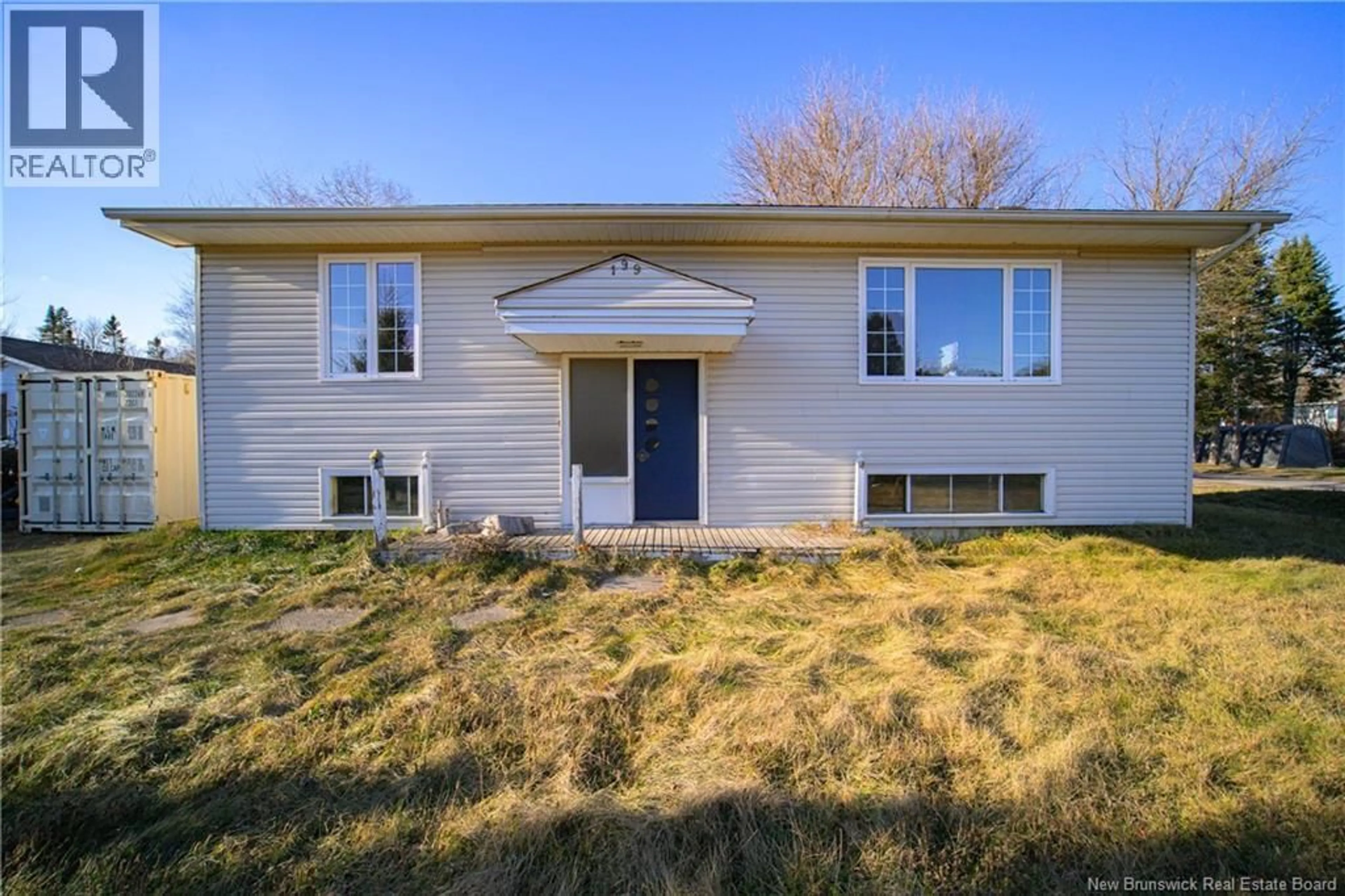 Home with vinyl exterior material, unknown for 199 GLASIER ROAD, Fredericton New Brunswick E3B8L1