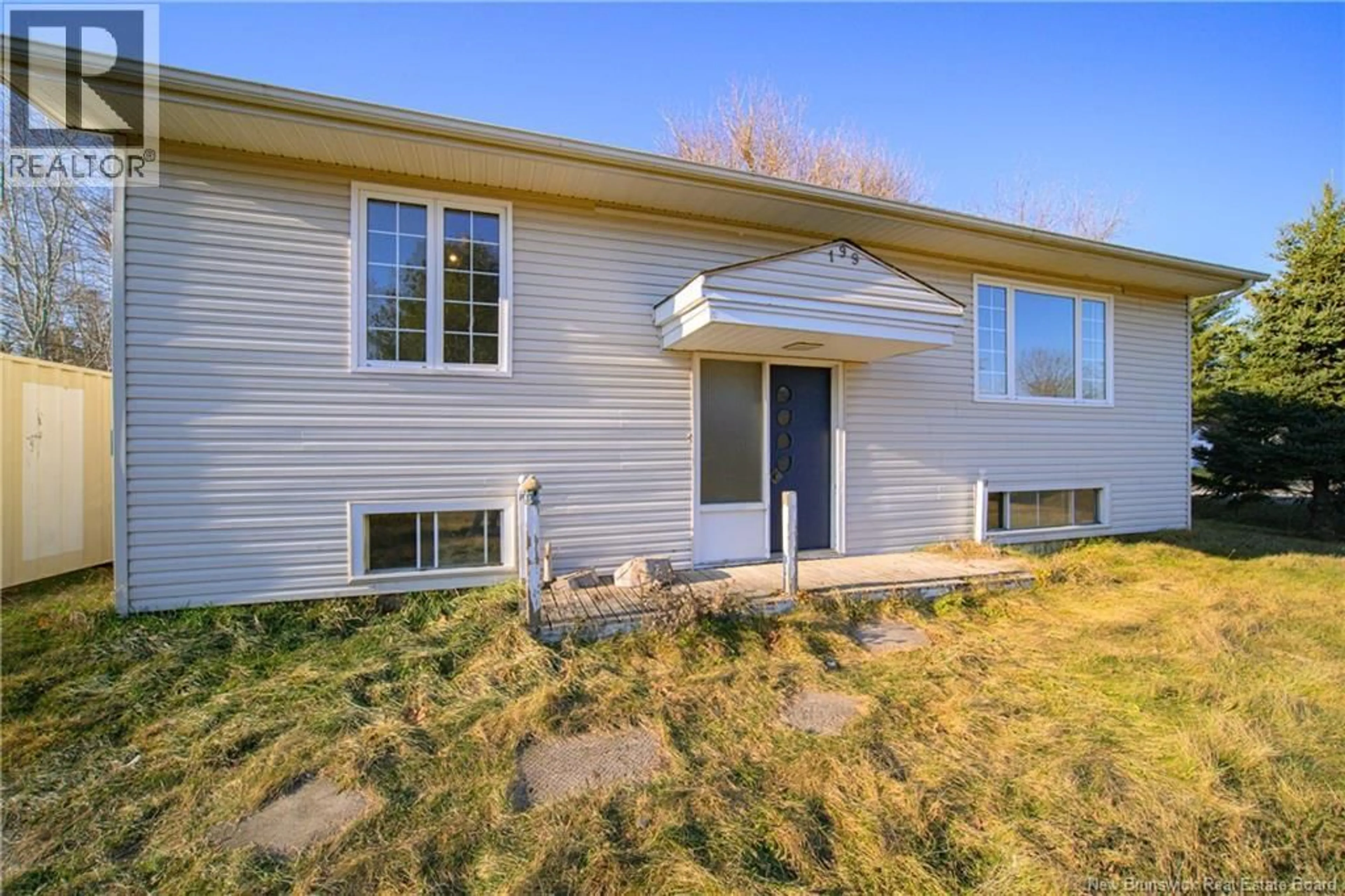 Home with vinyl exterior material, unknown for 199 GLASIER ROAD, Fredericton New Brunswick E3B8L1