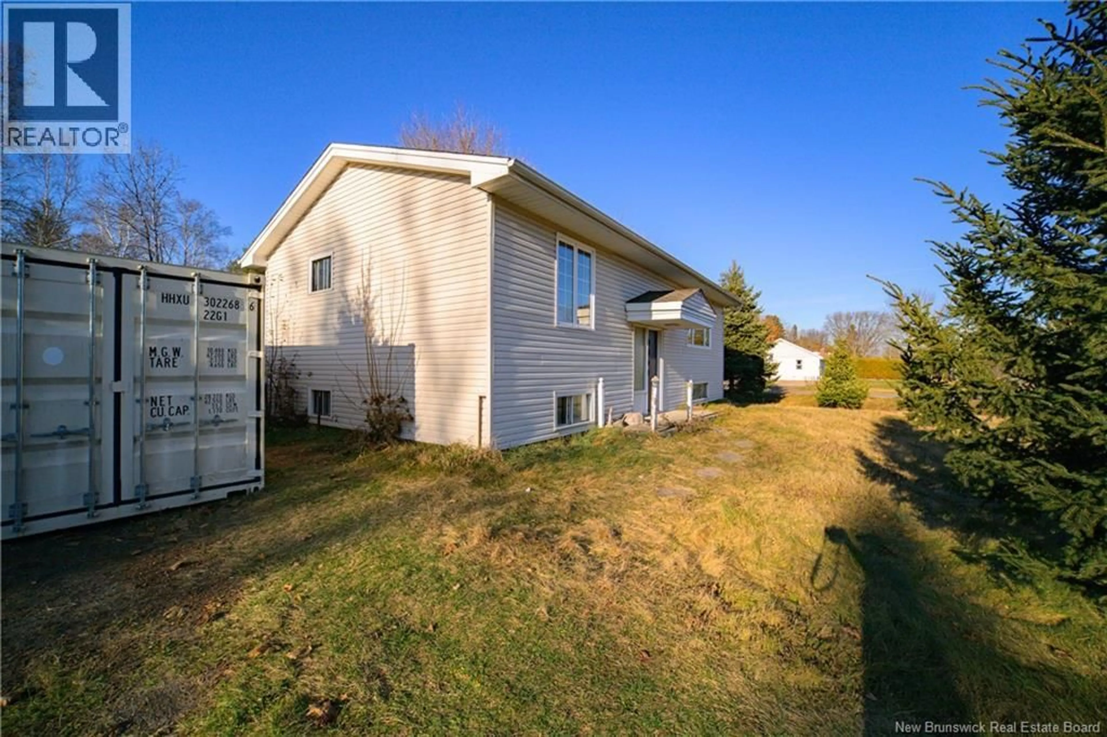 Home with vinyl exterior material, building for 199 GLASIER ROAD, Fredericton New Brunswick E3B8L1