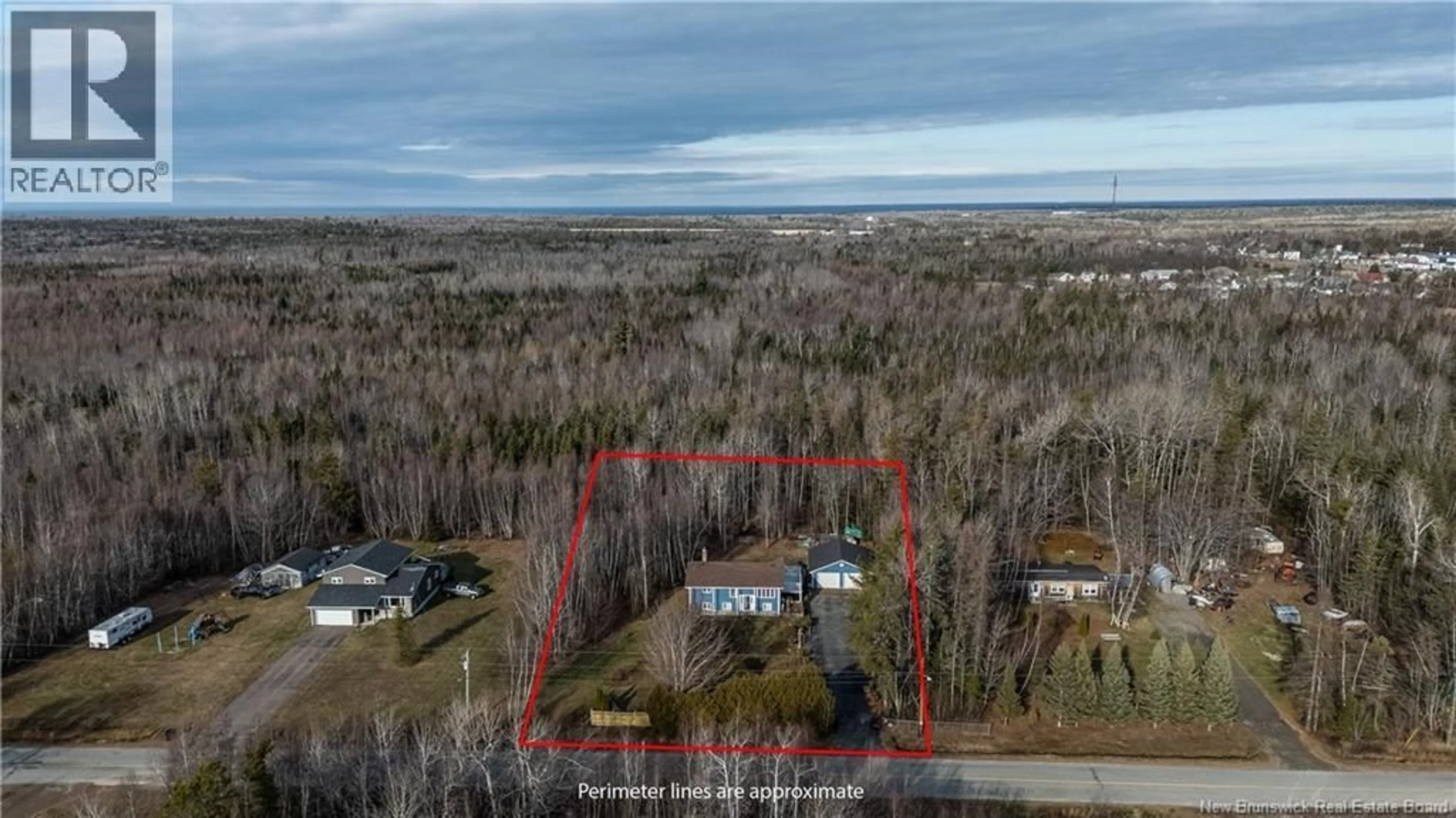 A pic from outside/outdoor area/front of a property/back of a property/a pic from drone, unknown for 90 SAINT-PAUL STREET, Rogersville New Brunswick E4Y1W2