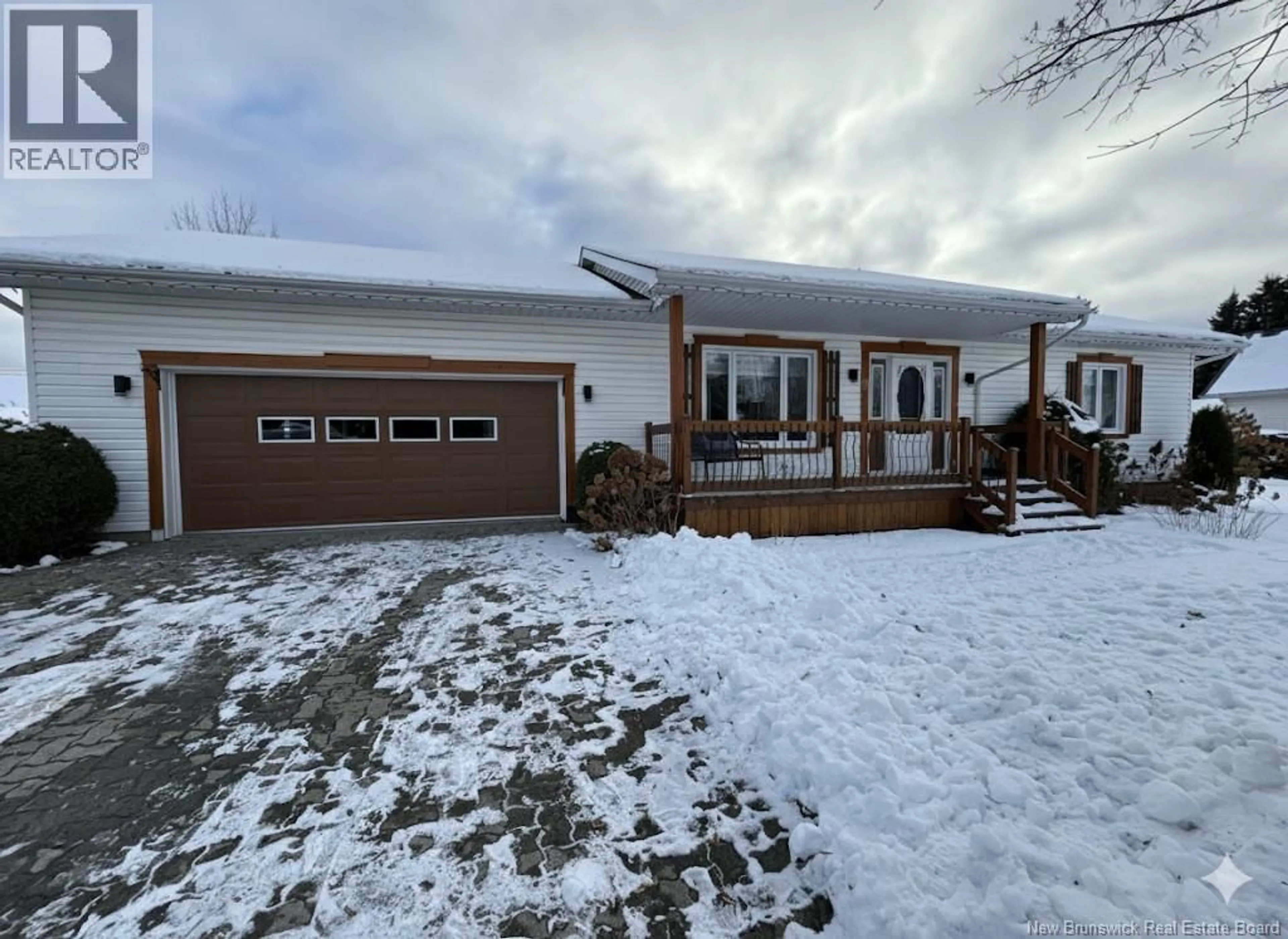 Unknown for 17 RUE BEAUSÉJOUR, Saint-Quentin New Brunswick E8A1B7