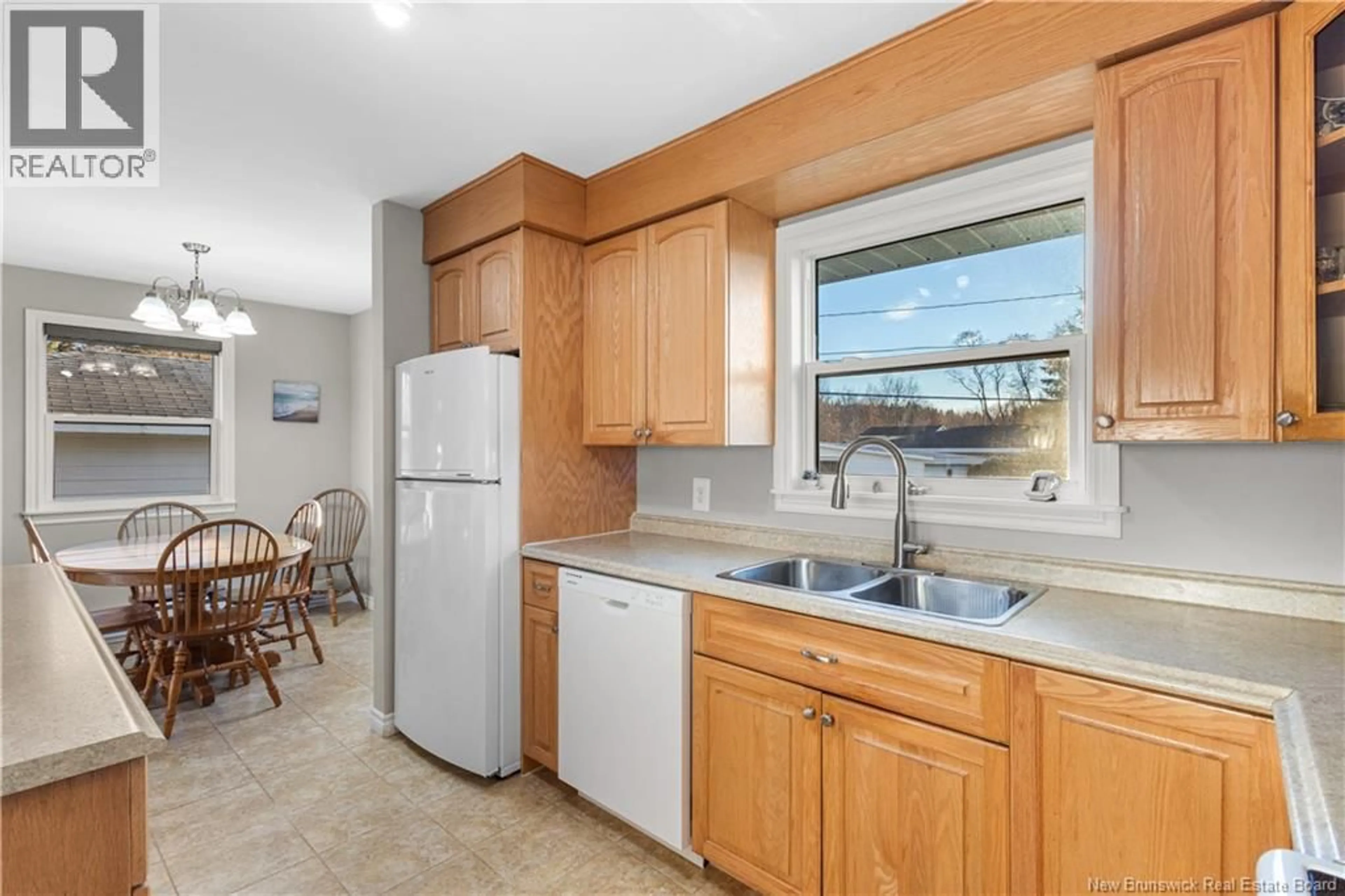 Standard kitchen, ceramic/tile floor for 18 PARK DRIVE, Miramichi New Brunswick E1N2Y9