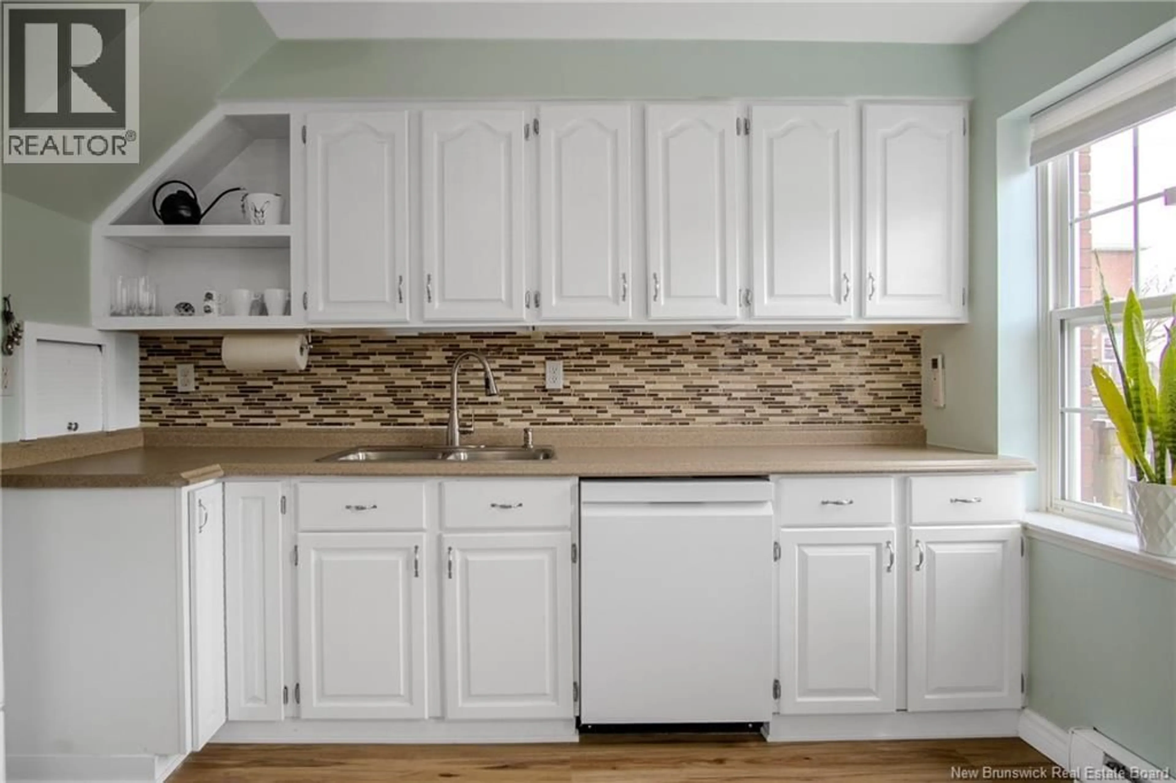 Standard kitchen, ceramic/tile floor for 9 TILLEY AVENUE, Saint John New Brunswick E2K4E2