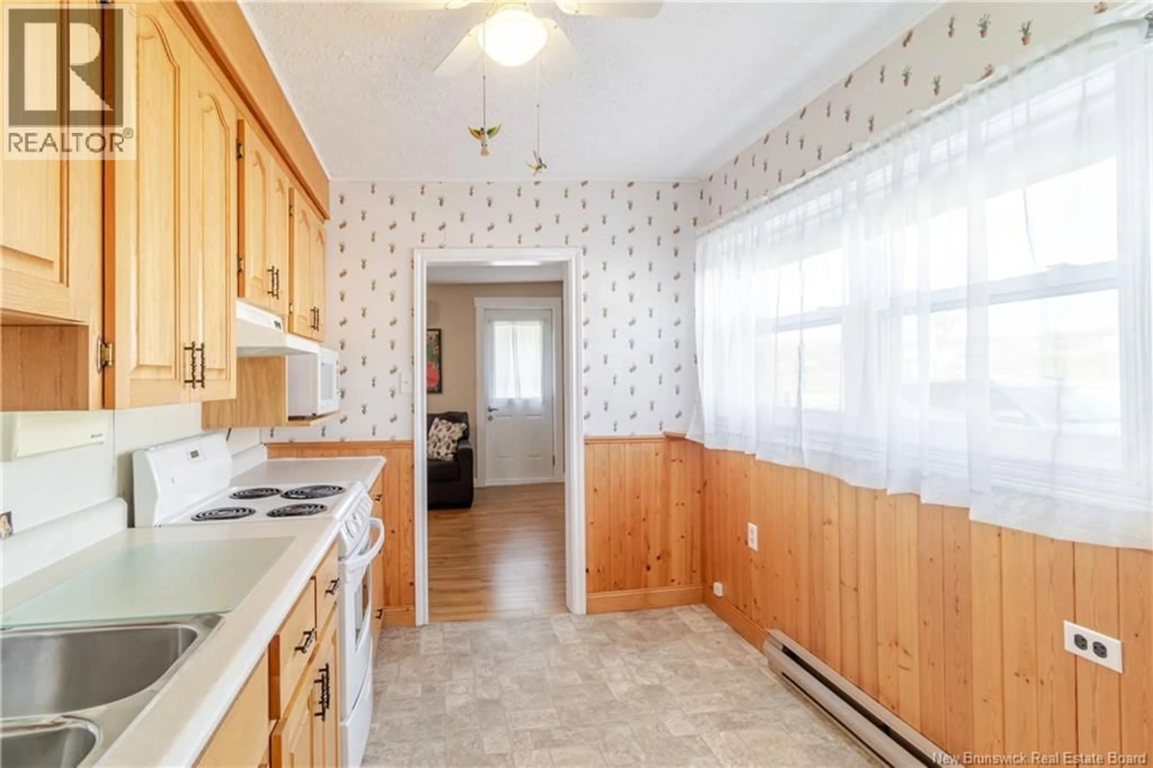 Standard kitchen, unknown for 278 NEILL STREET, Fredericton New Brunswick E3A2Z8