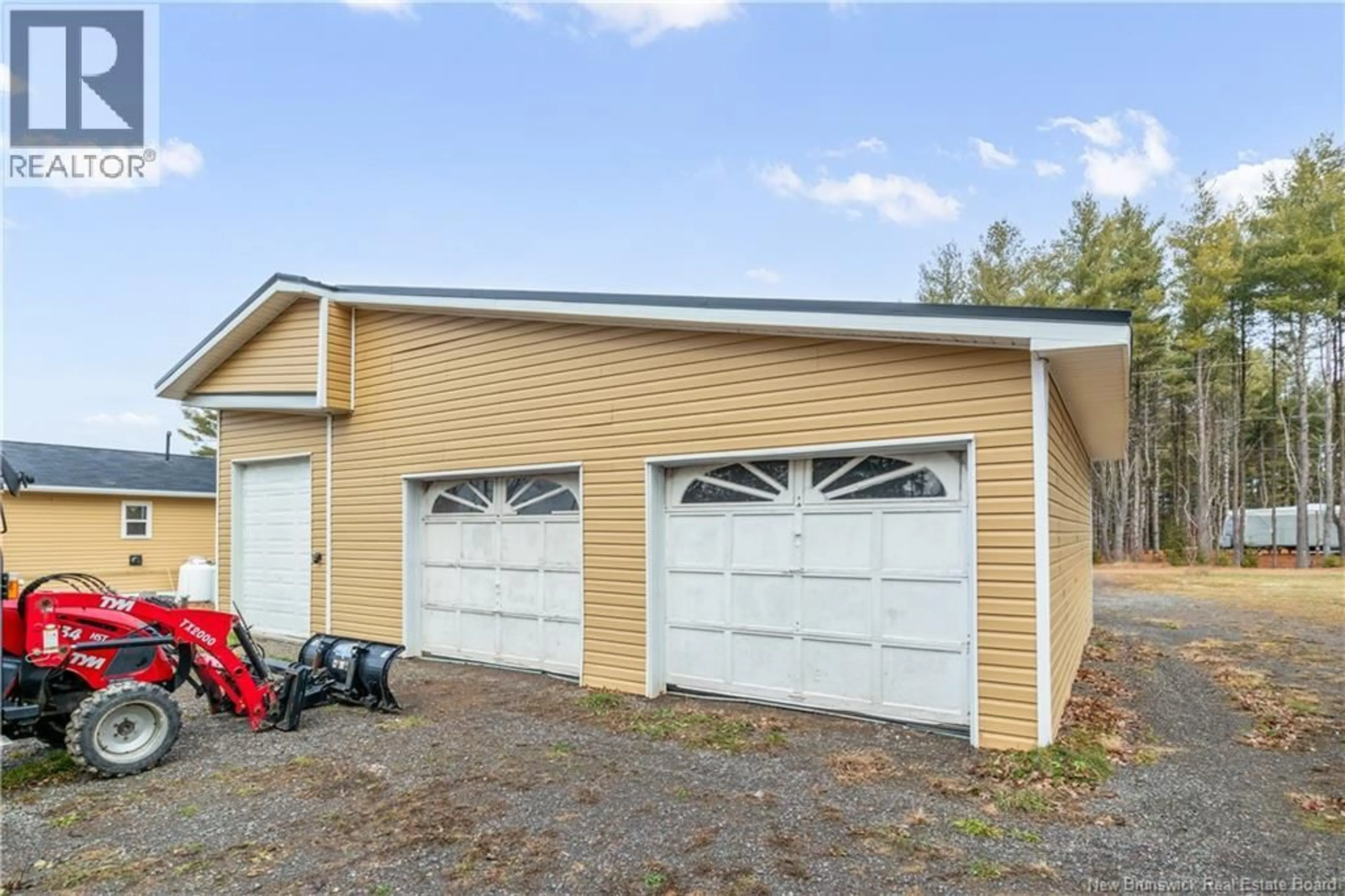 Indoor garage for 220 SAINT-CHARLES, Saint-Charles New Brunswick E4W4X4