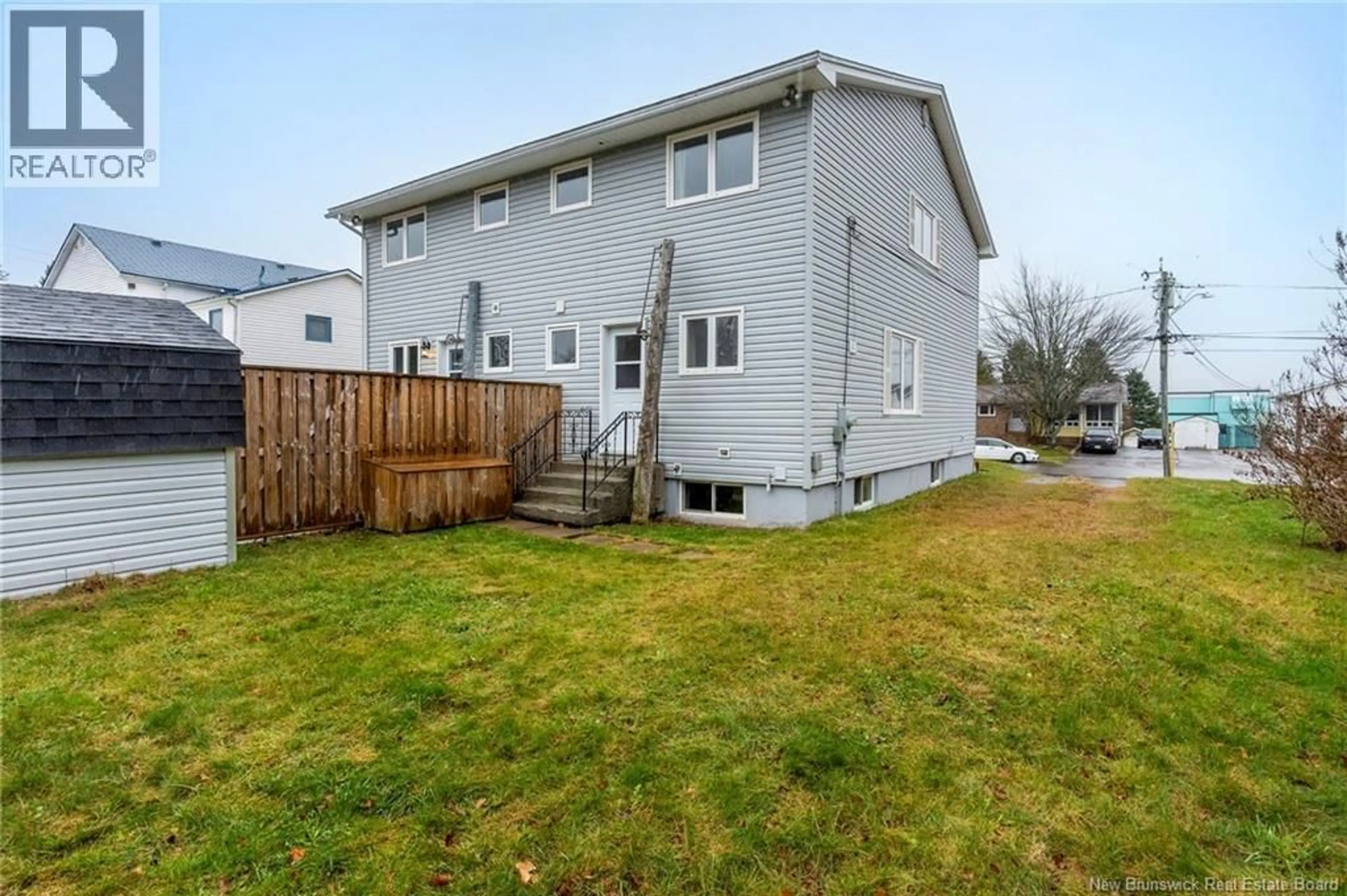 Patio, unknown for 31-33 KELLY ROAD, Moncton New Brunswick E1A3R9