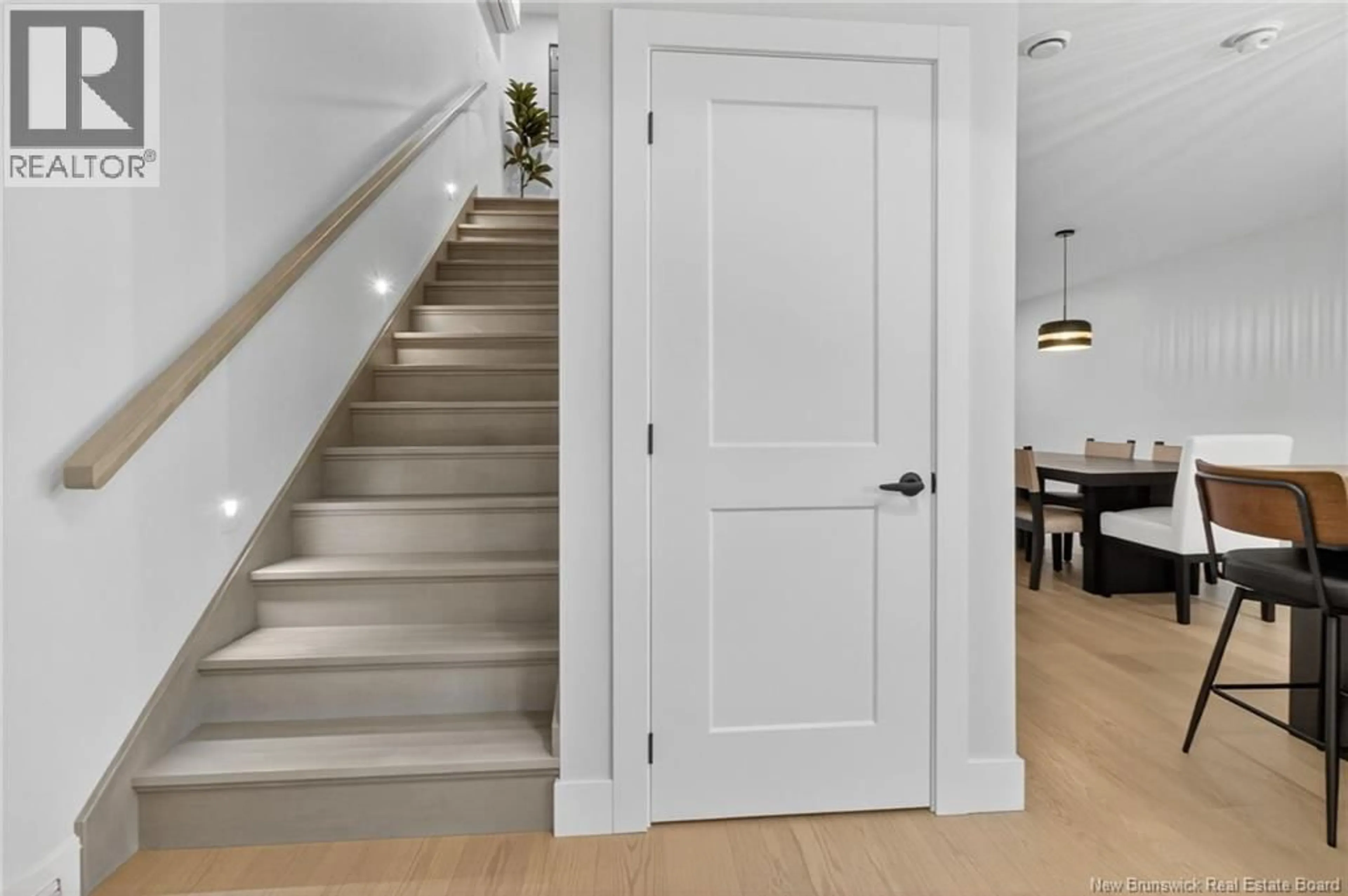 Indoor entryway for 213 DONAT CRESCENT, Dieppe New Brunswick E1A7R4