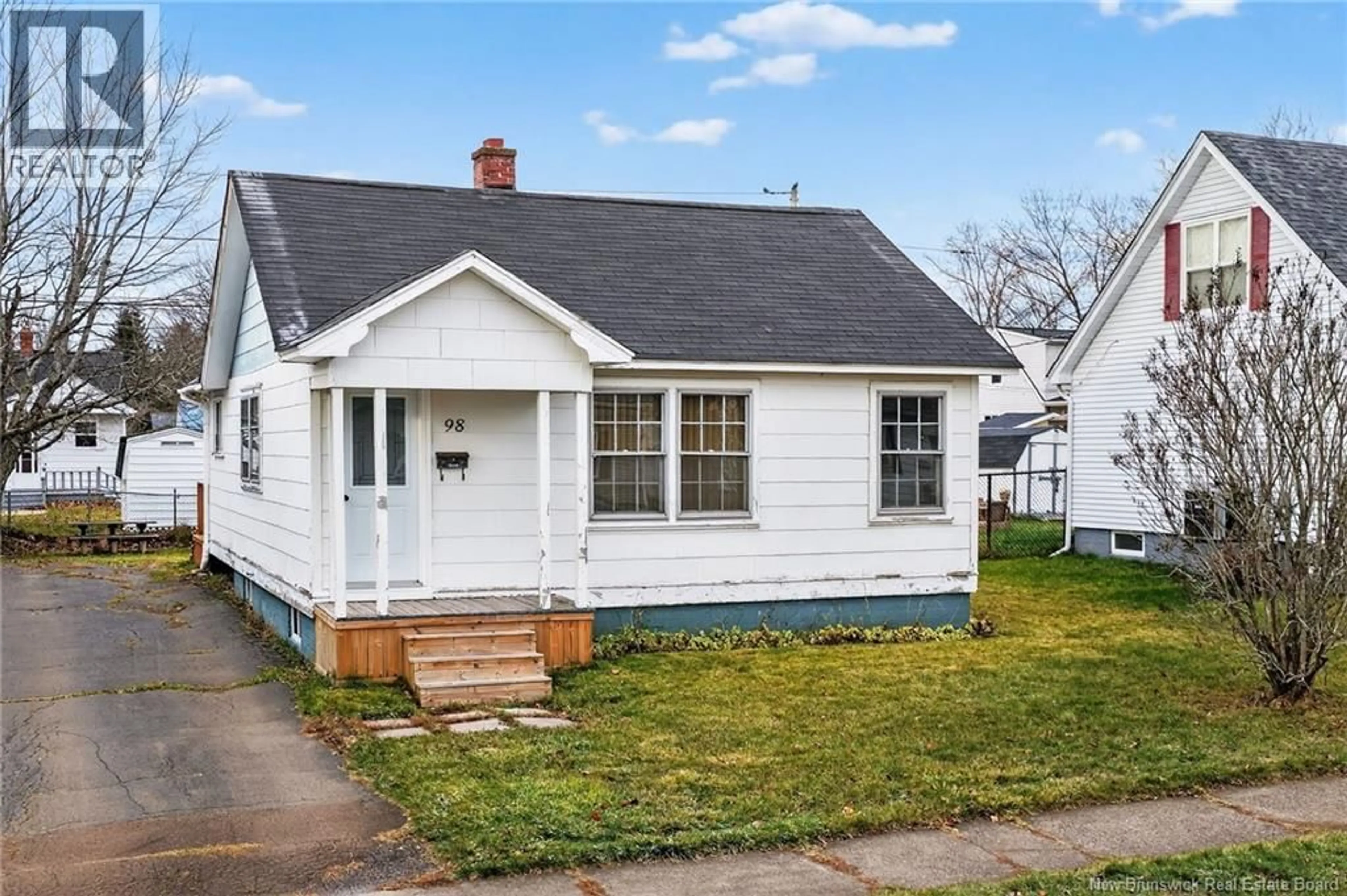 Home with vinyl exterior material, street for 98 JONES STREET, Moncton New Brunswick E1C6J6