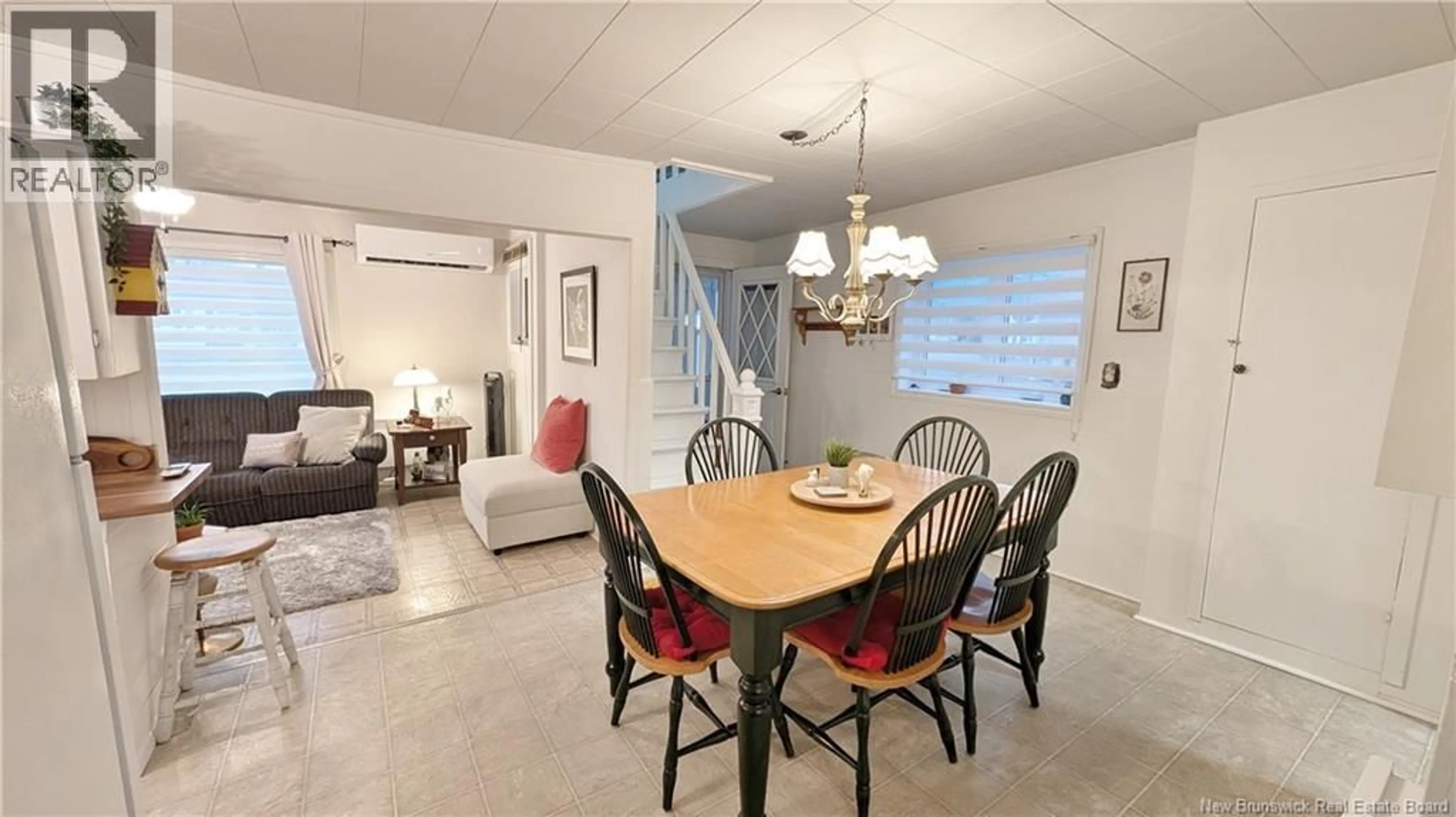 Dining room, ceramic/tile floor for 1736 RUE CHÂTILLON, Maisonnette New Brunswick E8N1X3