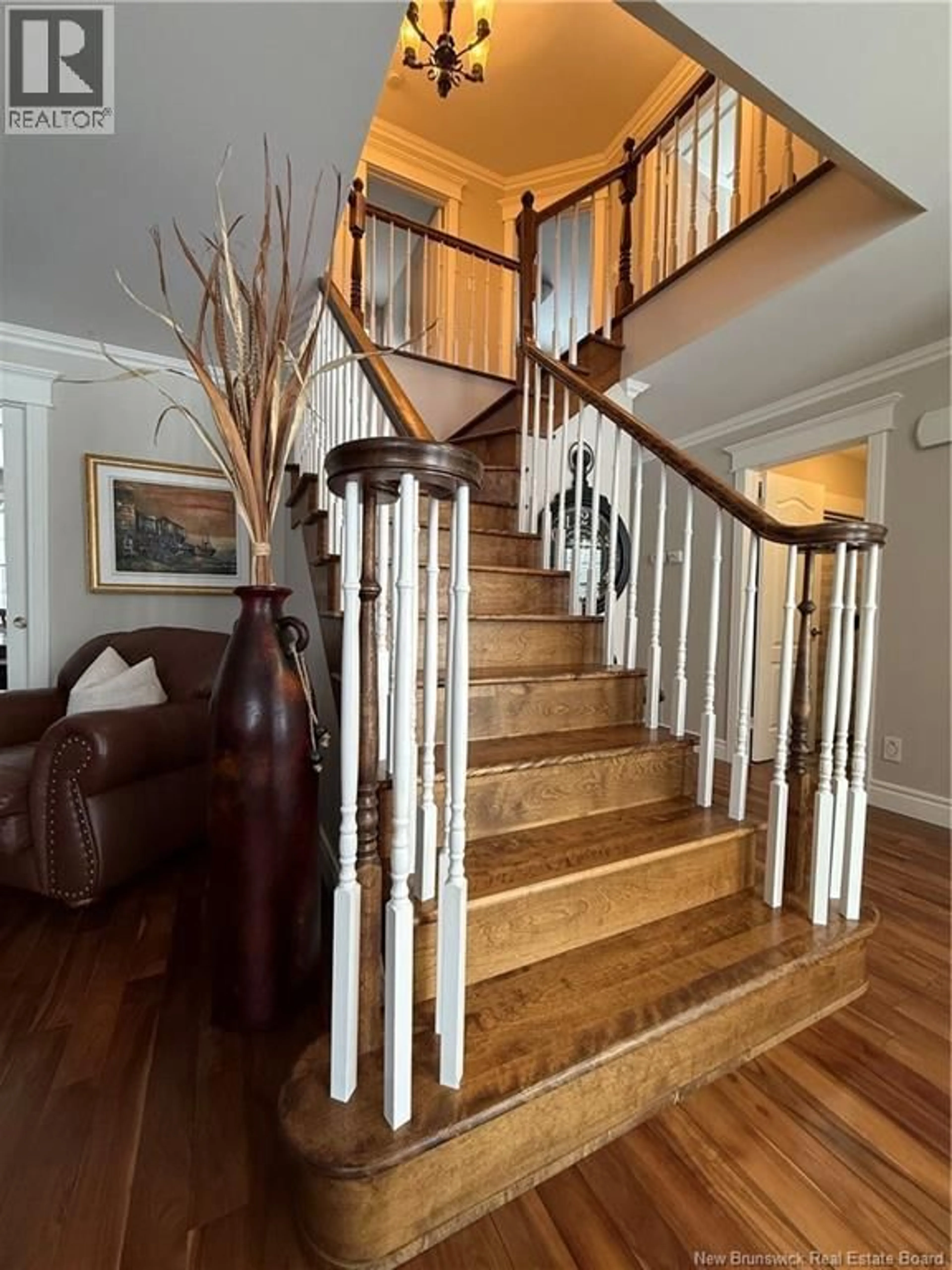 Stairs for 2010 WELLINGTON AVENUE, Bathurst New Brunswick E2A4X8