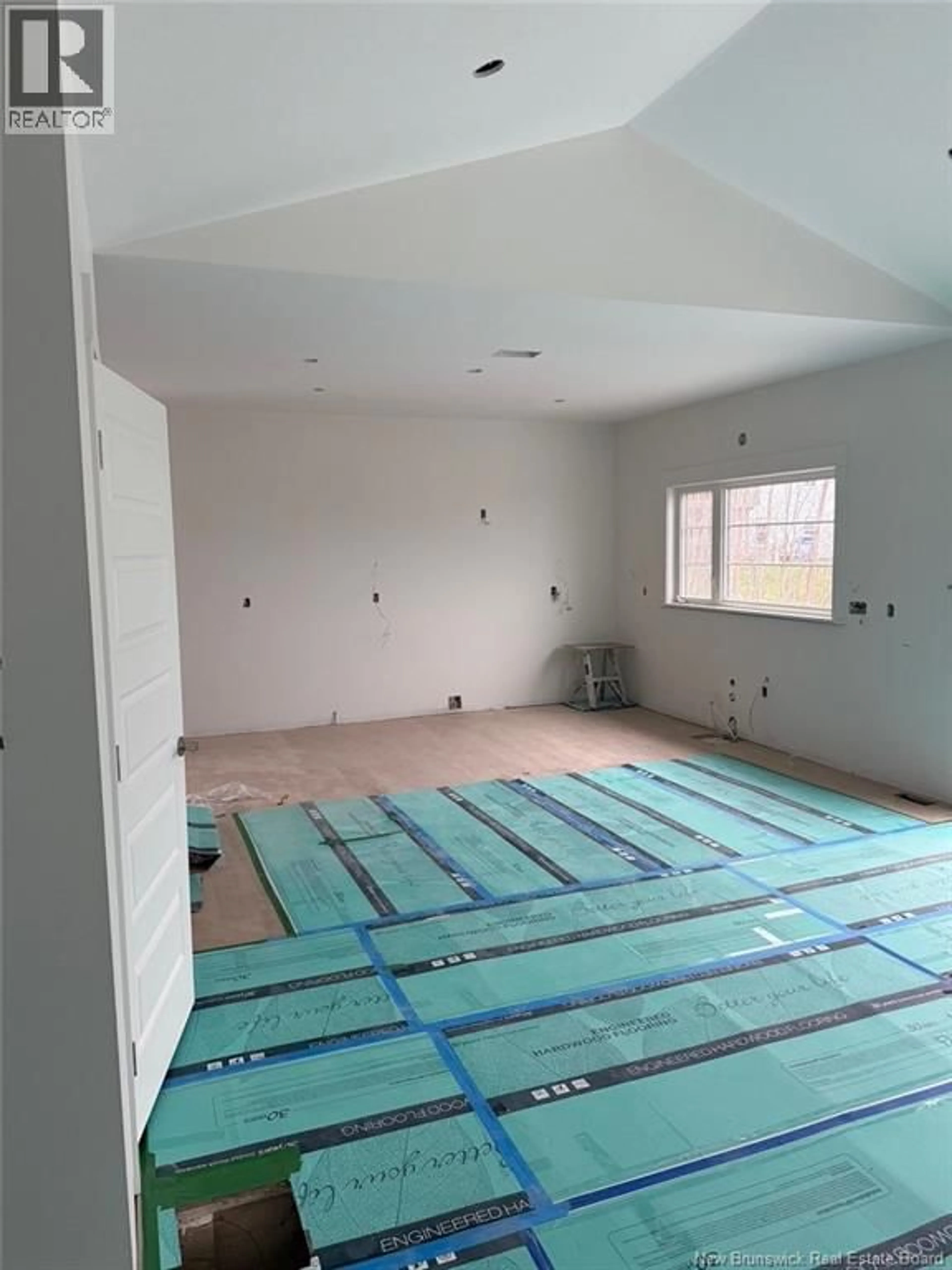 A pic of a room for 11 DONMAC COURT, Fredericton New Brunswick E3G0G9