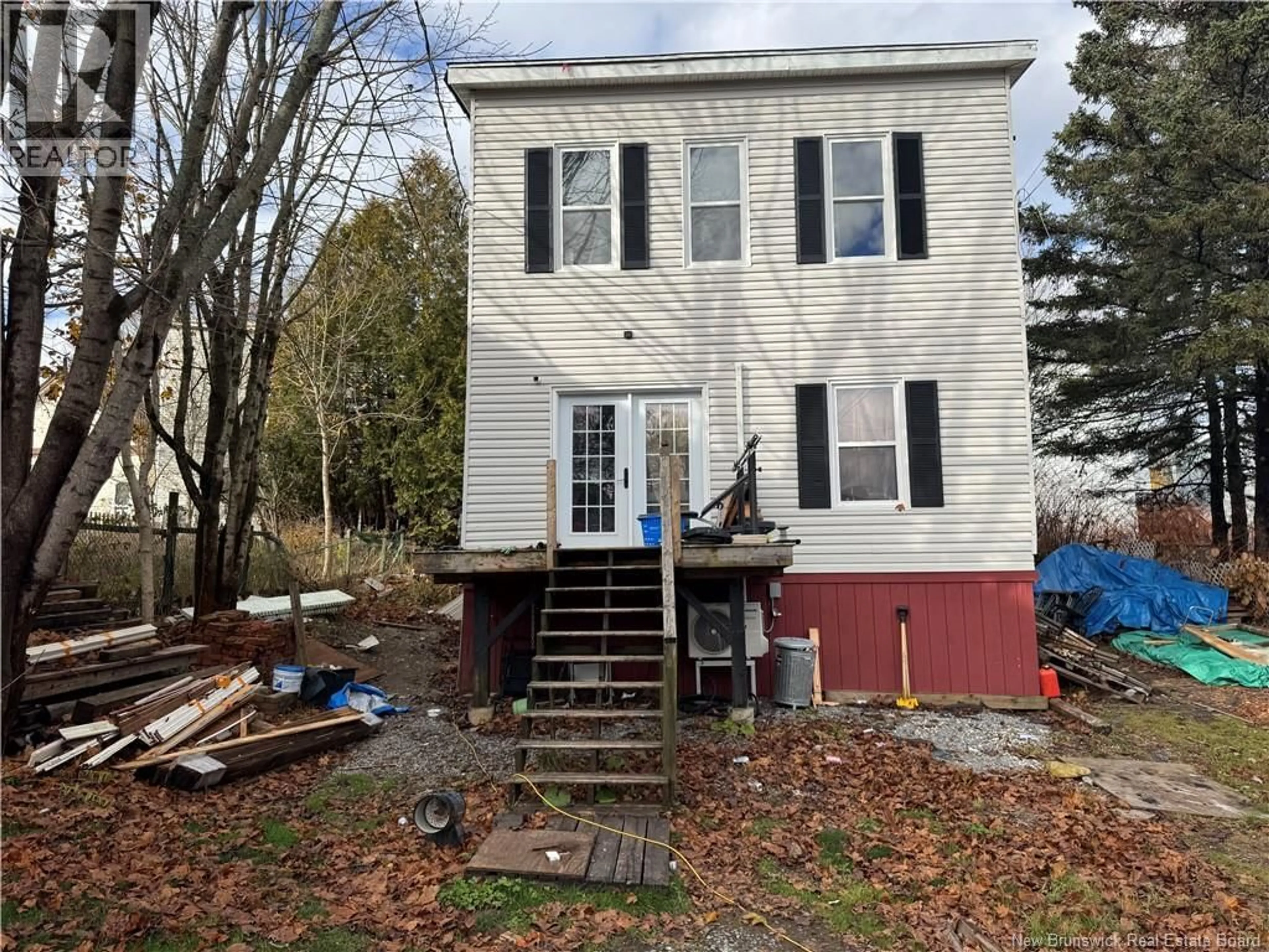 Home with vinyl exterior material, building for 229 RODNEY STREET, Saint John New Brunswick E2M1X5