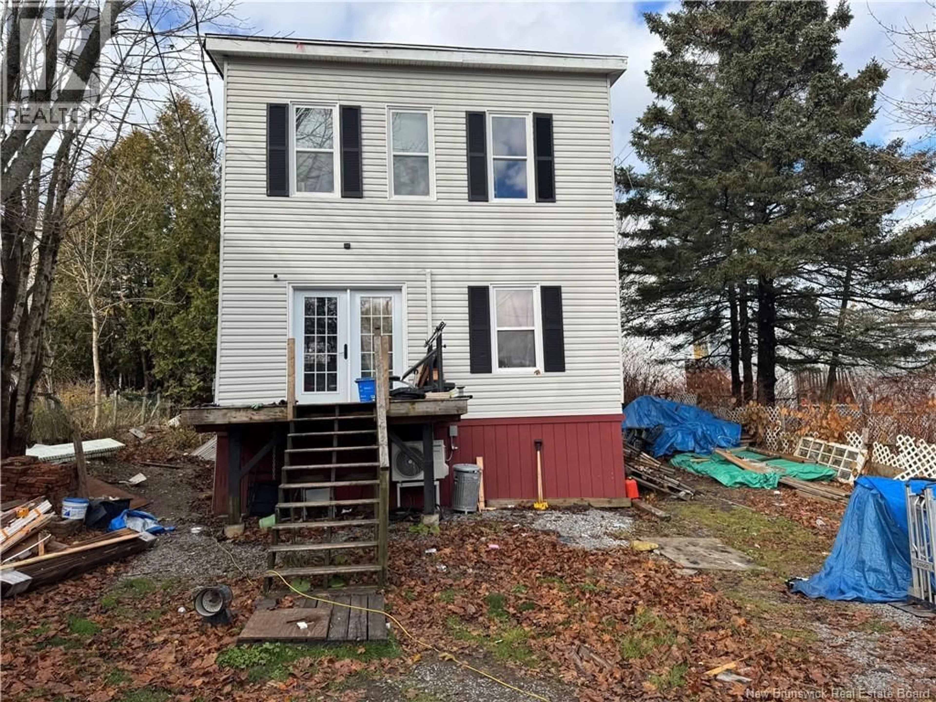 Home with vinyl exterior material, building for 229 RODNEY STREET, Saint John New Brunswick E2M1X5