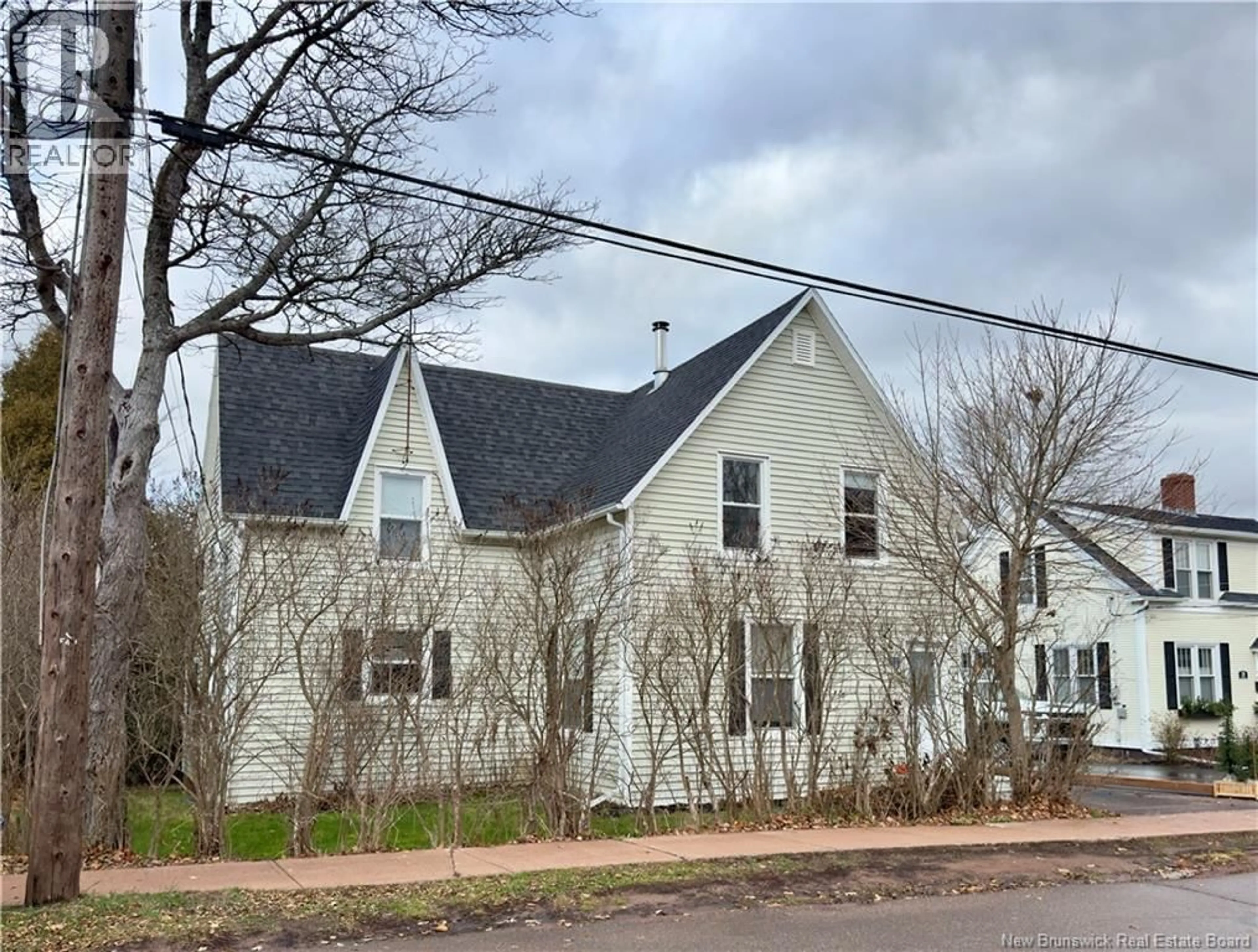 Home with vinyl exterior material, street for 41 CHARLOTTE STREET, Sackville New Brunswick E4L3T2