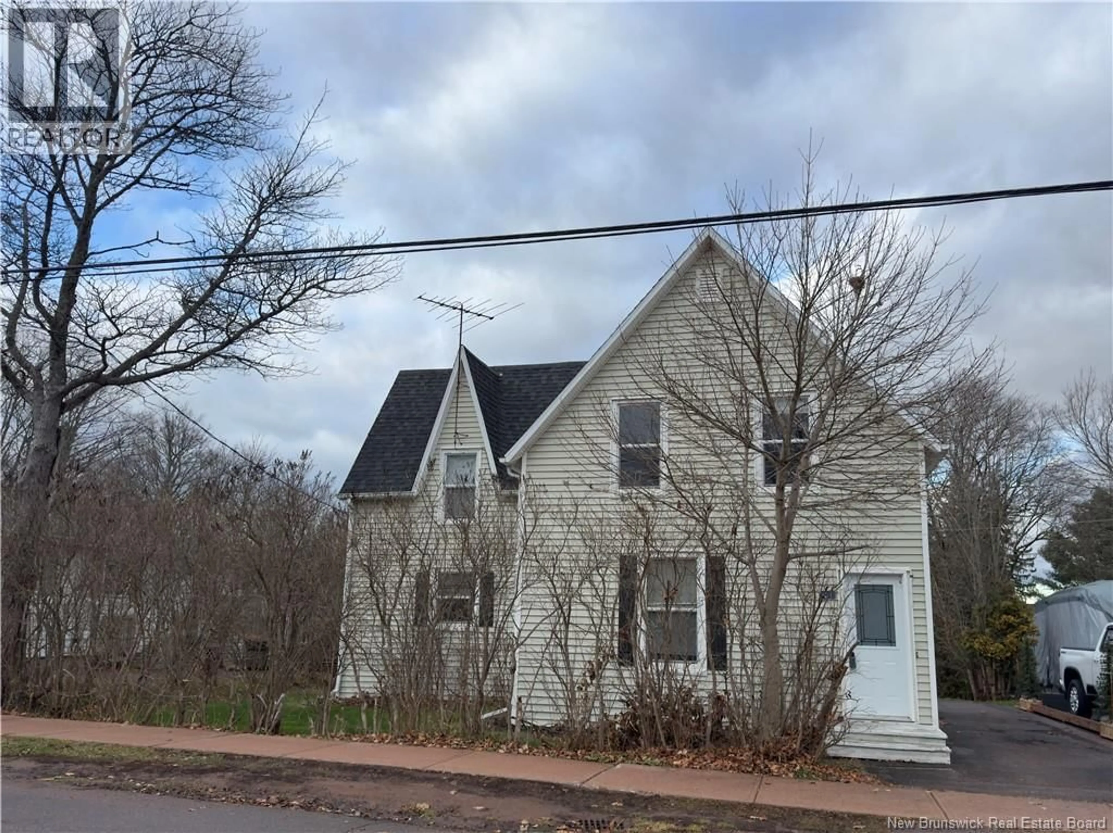 Unknown for 41 CHARLOTTE STREET, Sackville New Brunswick E4L3T2
