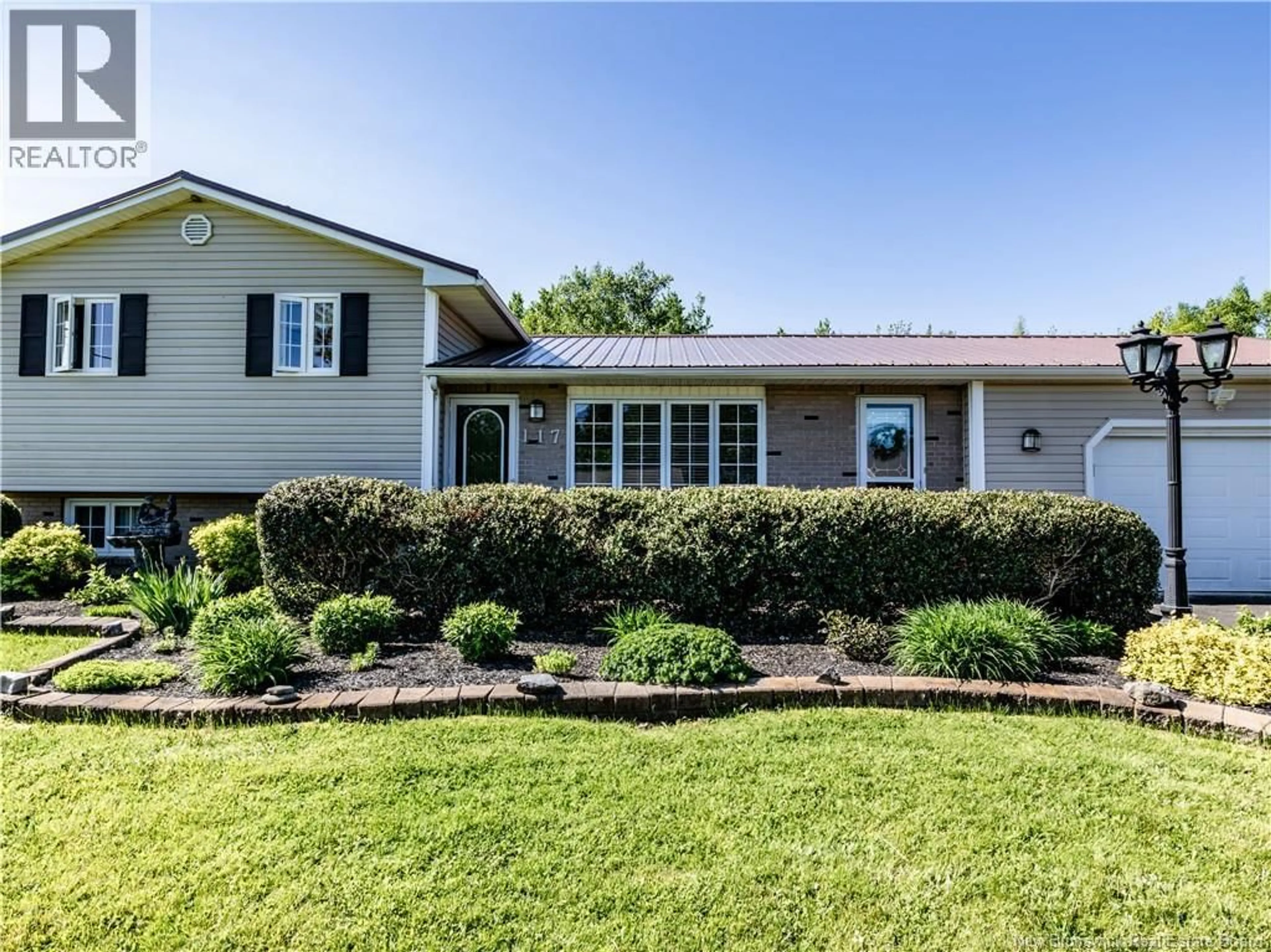 Home with vinyl exterior material, water/lake/river/ocean view for 117 DE L'EGLISE AVENUE, Saint-Antoine New Brunswick E4V1M2