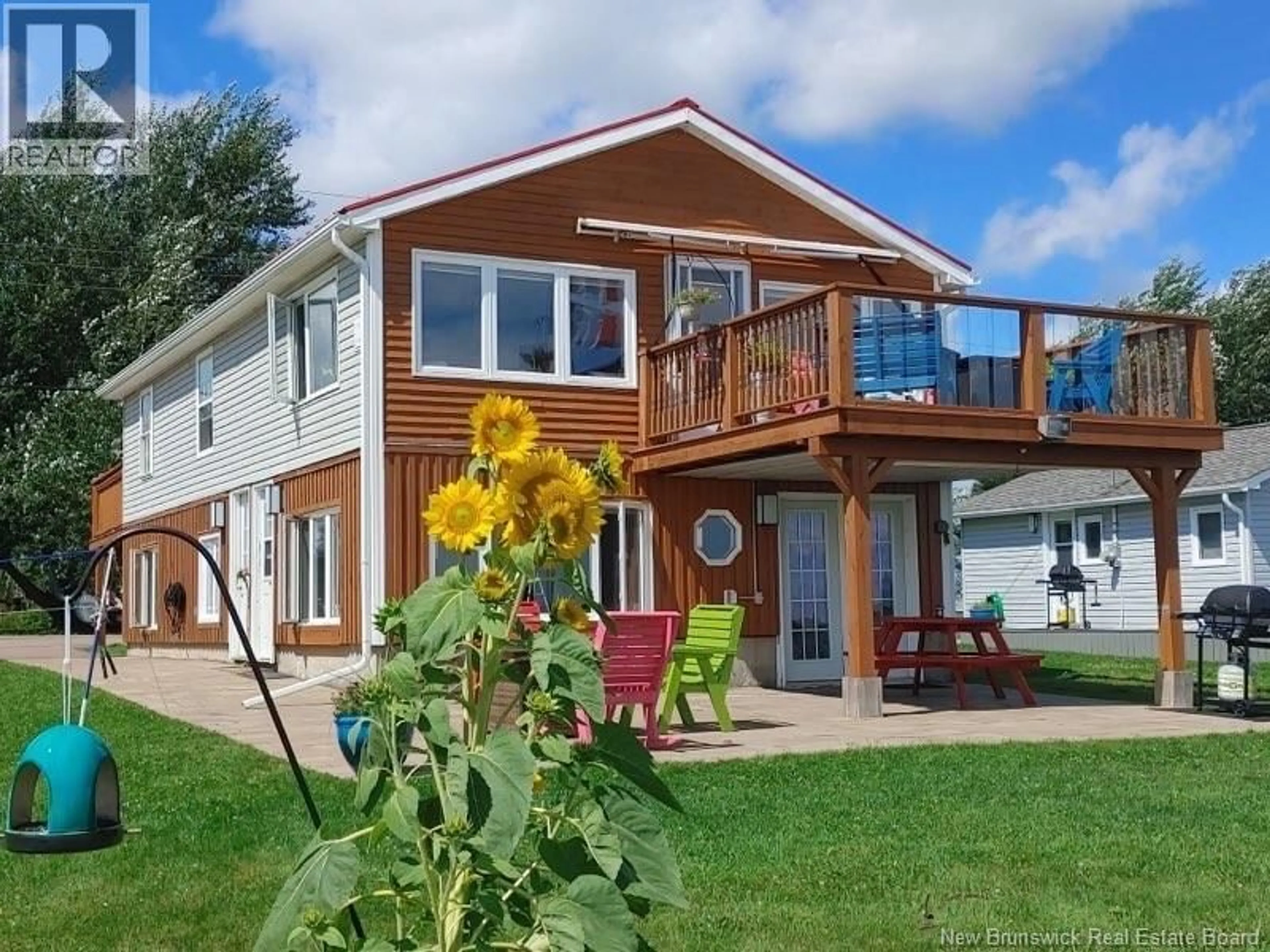 Home with vinyl exterior material, unknown for 2 DE LA MER BOULEVARD, Cocagne New Brunswick E4R2L9