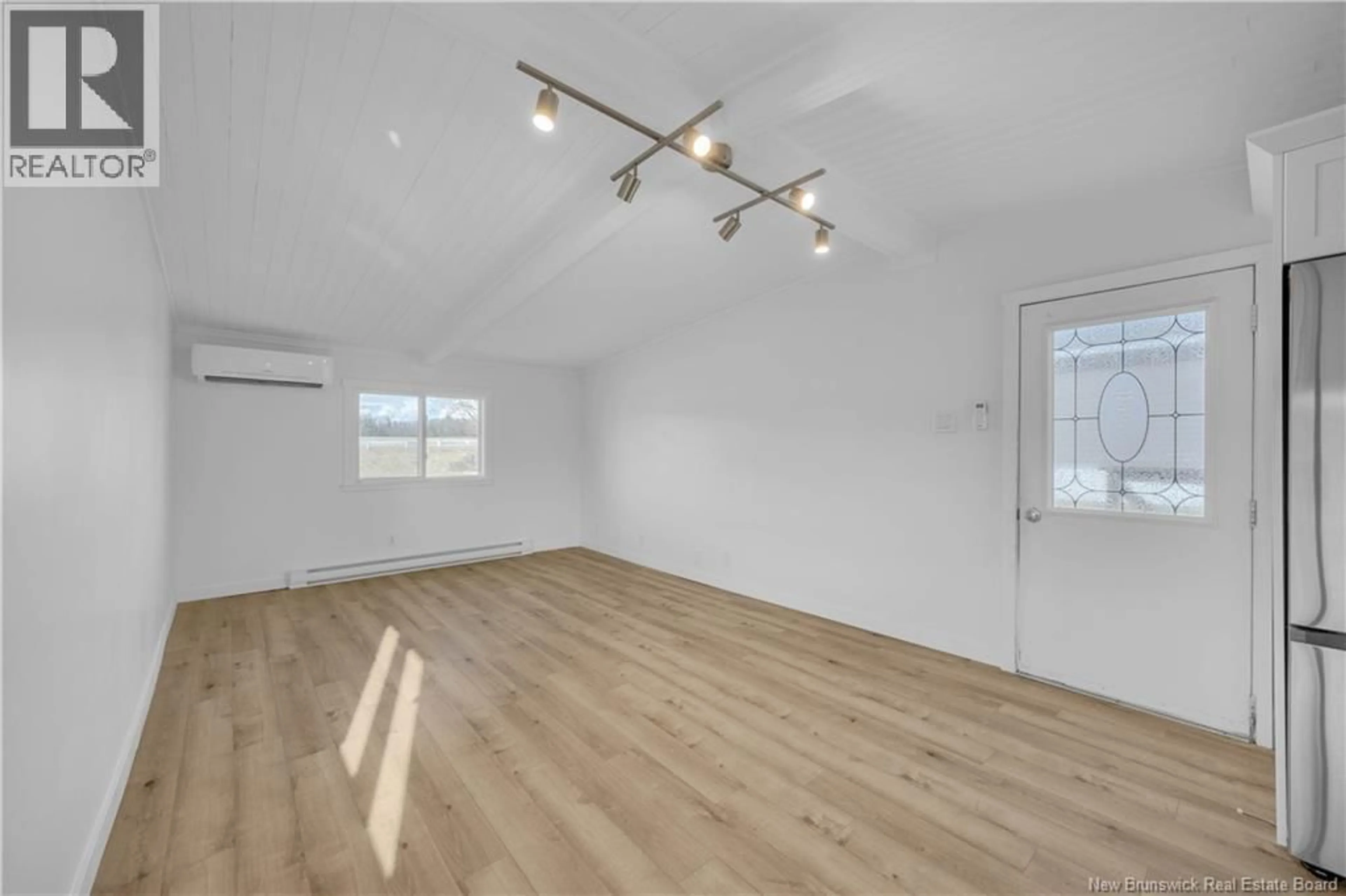 A pic of a room for 44B DWAYNE AVENUE, Quispamsis New Brunswick E2G1S8