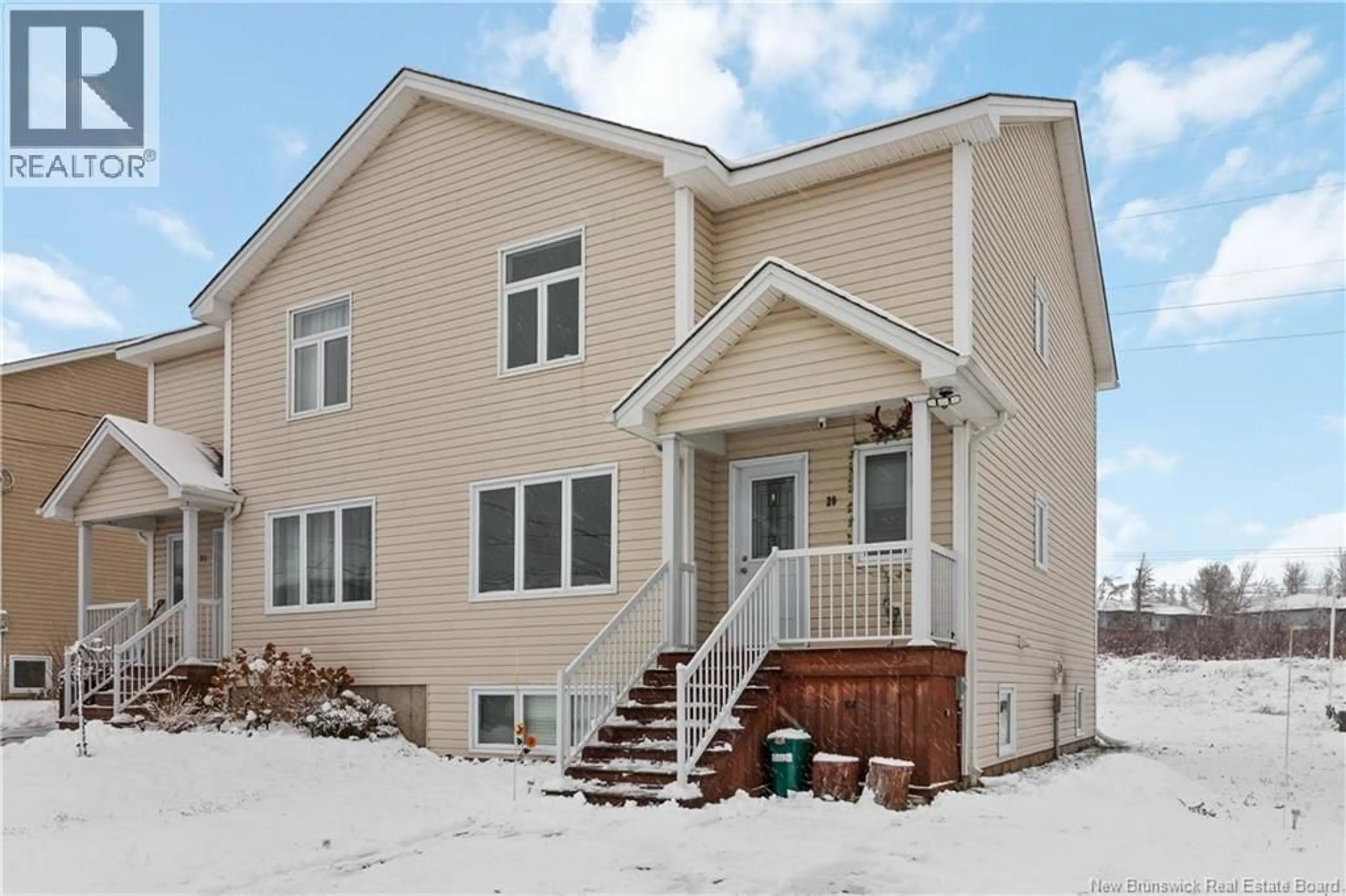 Home with vinyl exterior material, unknown for 29 STILLWATER DRIVE, Moncton New Brunswick E1E0E3