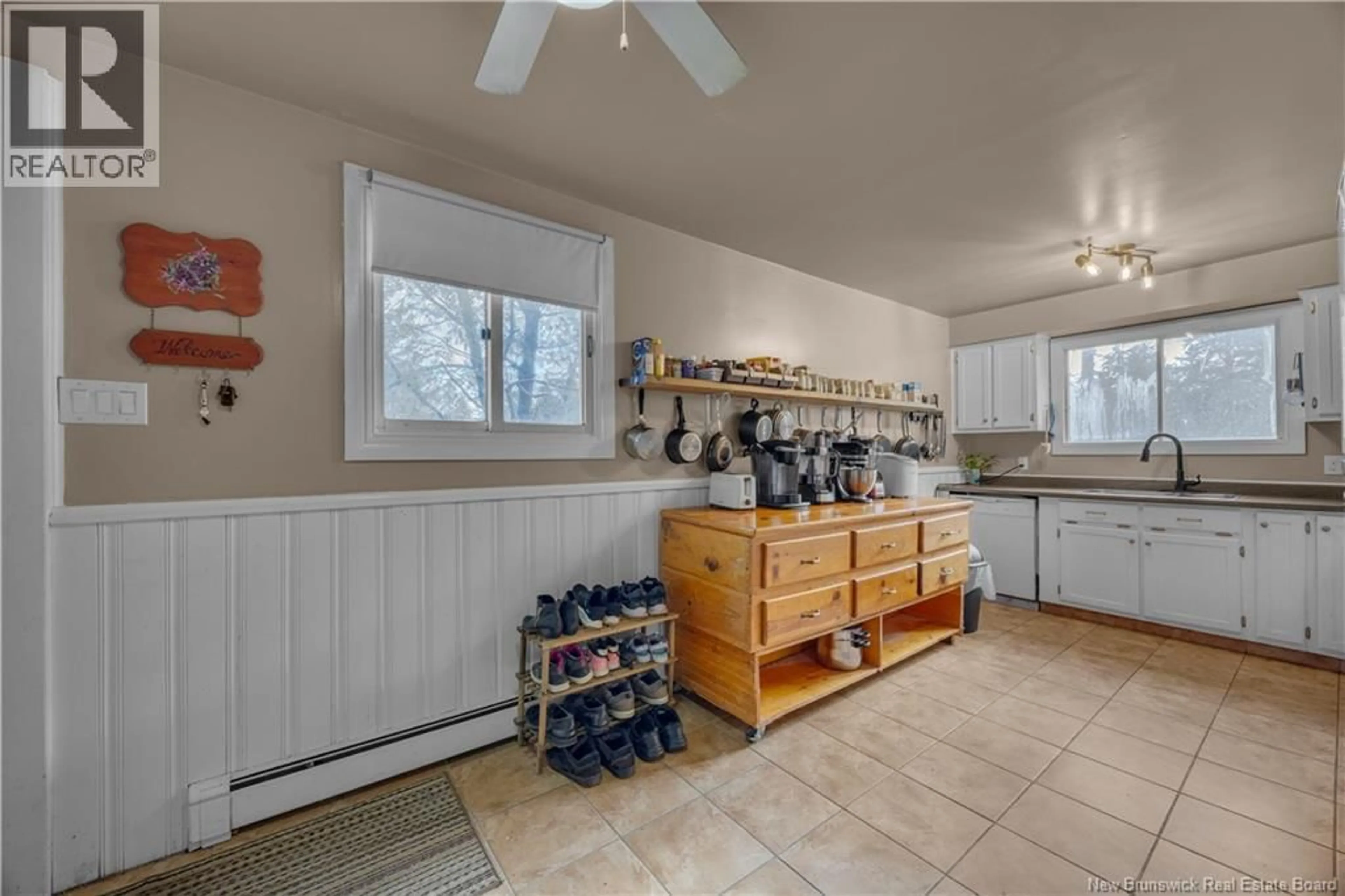 Unknown for 3657 LOCH LOMOND, Saint John New Brunswick E2N1C1