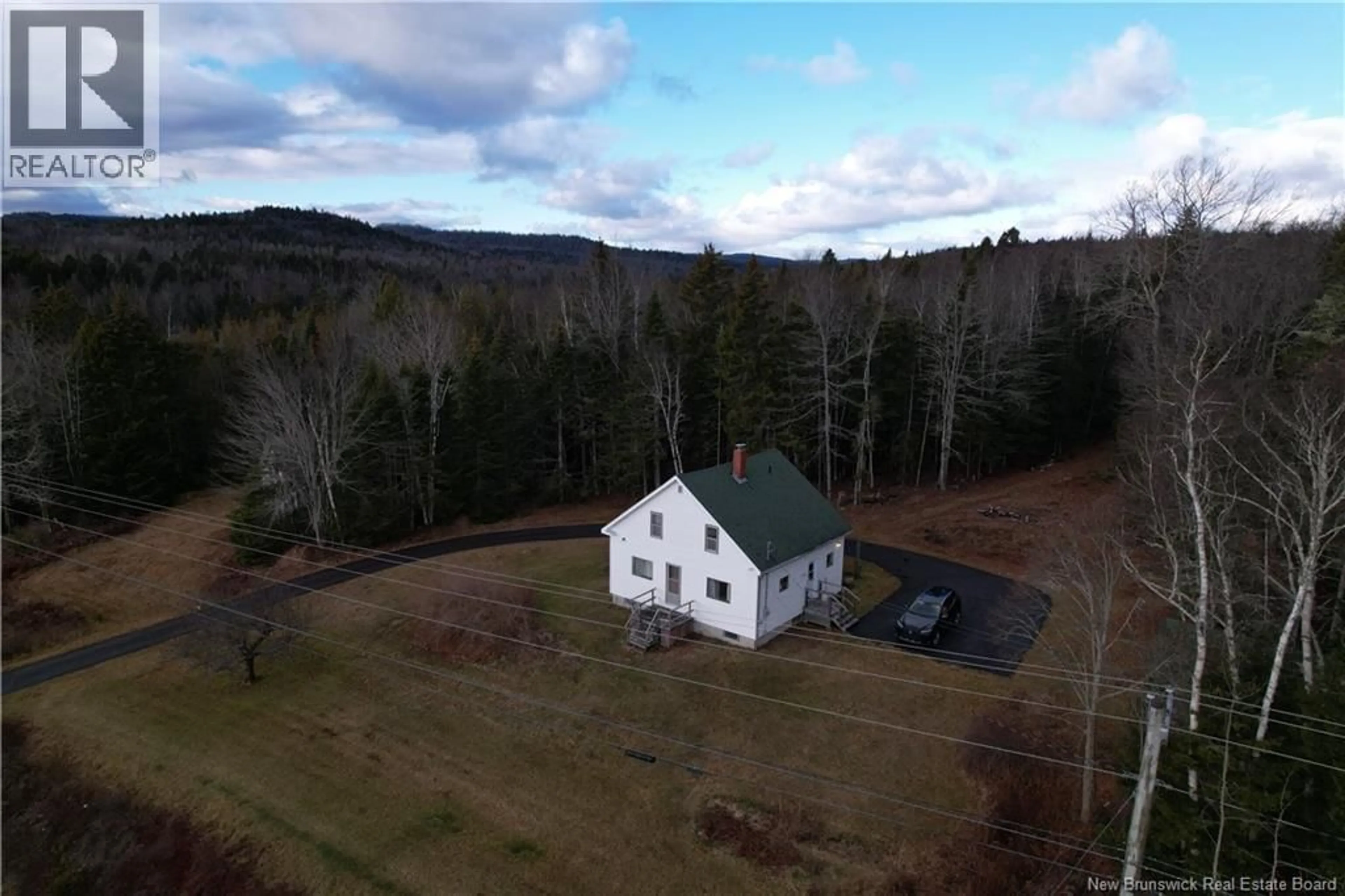 A pic from outside/outdoor area/front of a property/back of a property/a pic from drone, building for 5463 ROUTE 127, Bocabec New Brunswick E5B3H6