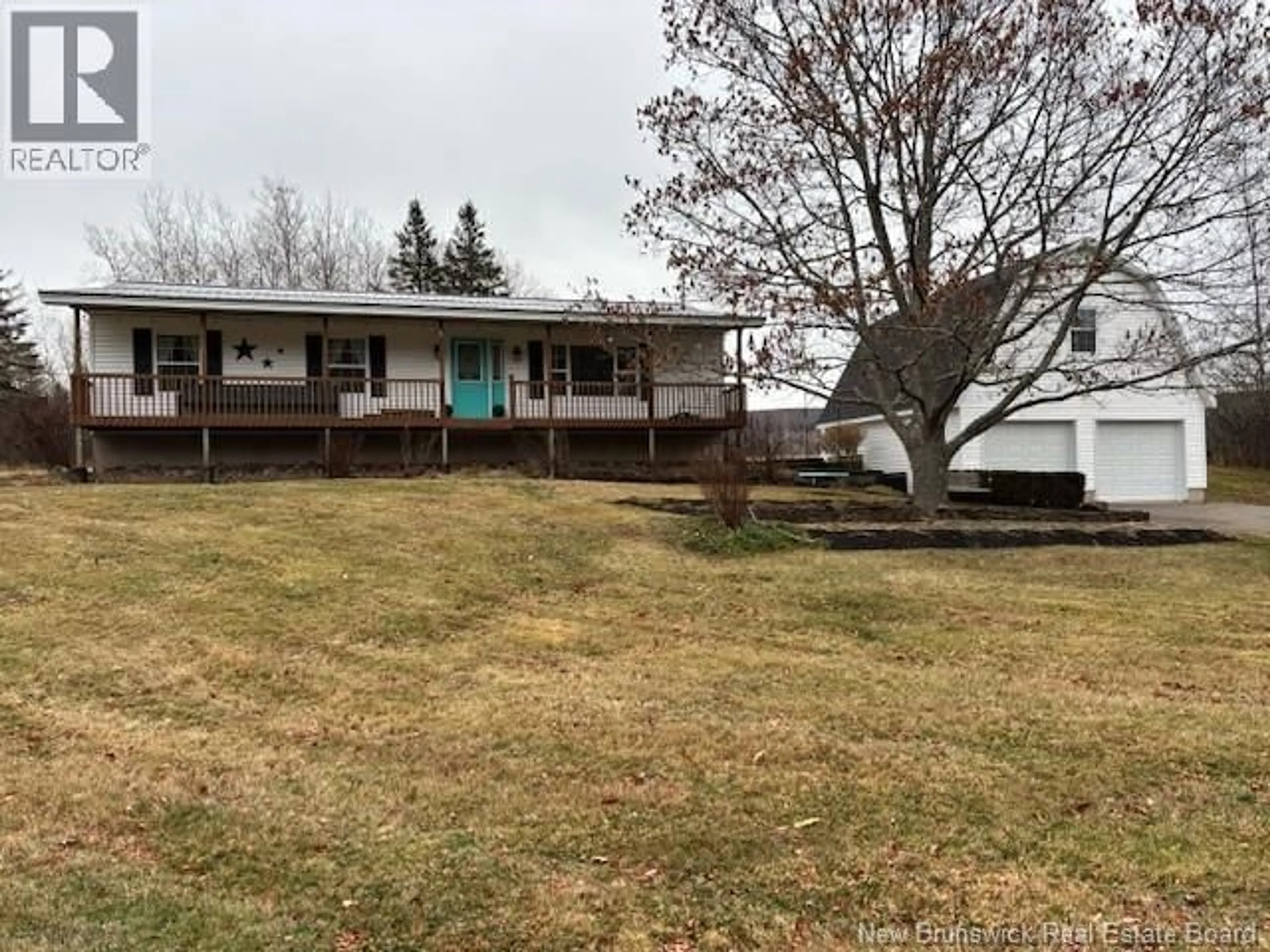 A pic from outside/outdoor area/front of a property/back of a property/a pic from drone, street for 6398 ROUTE 111, Jeffries Corner New Brunswick E4E4A8