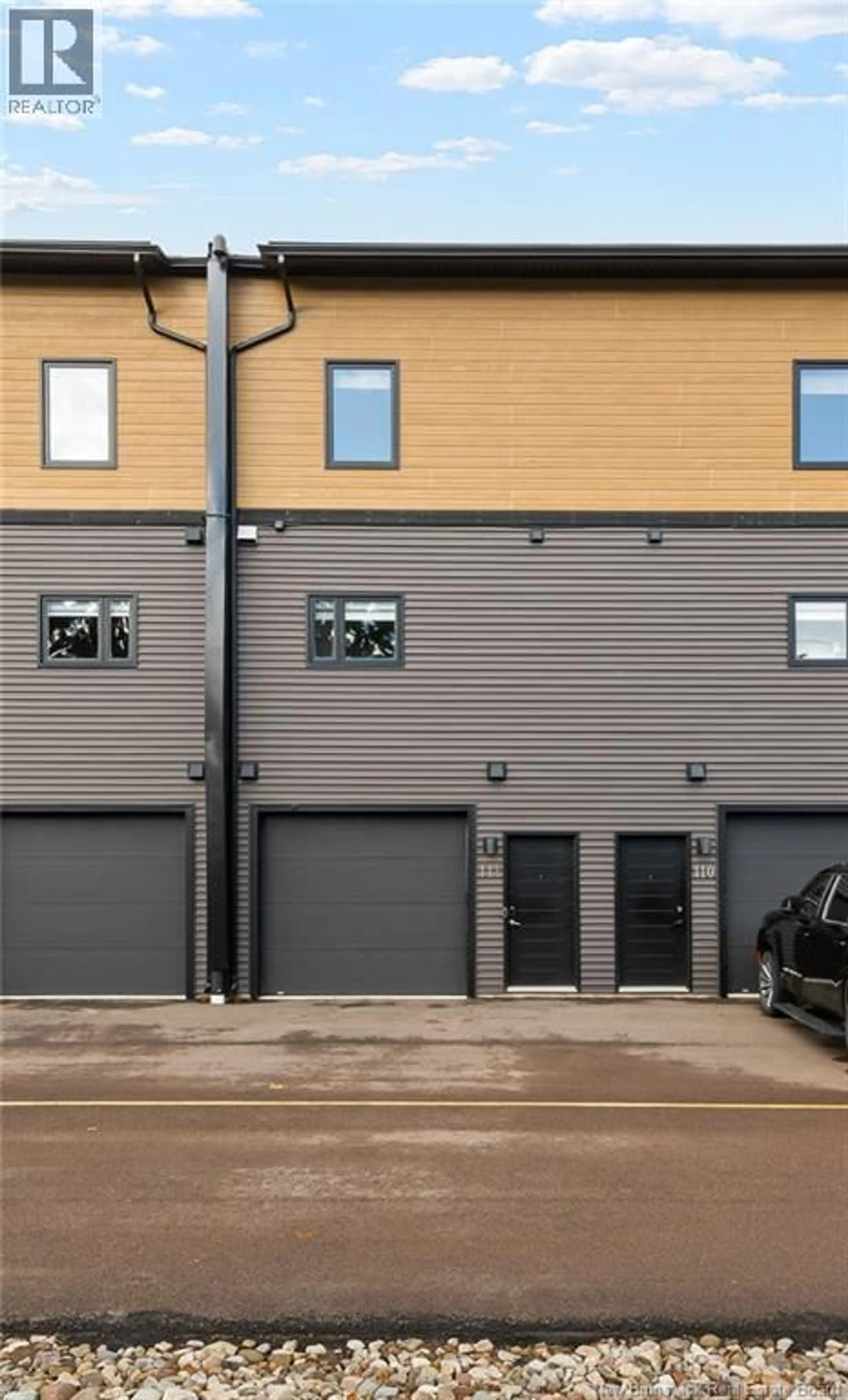 A pic from outside/outdoor area/front of a property/back of a property/a pic from drone, street for 111 - 3808 ROUTE 134, Shediac Bridge New Brunswick E4R1T5