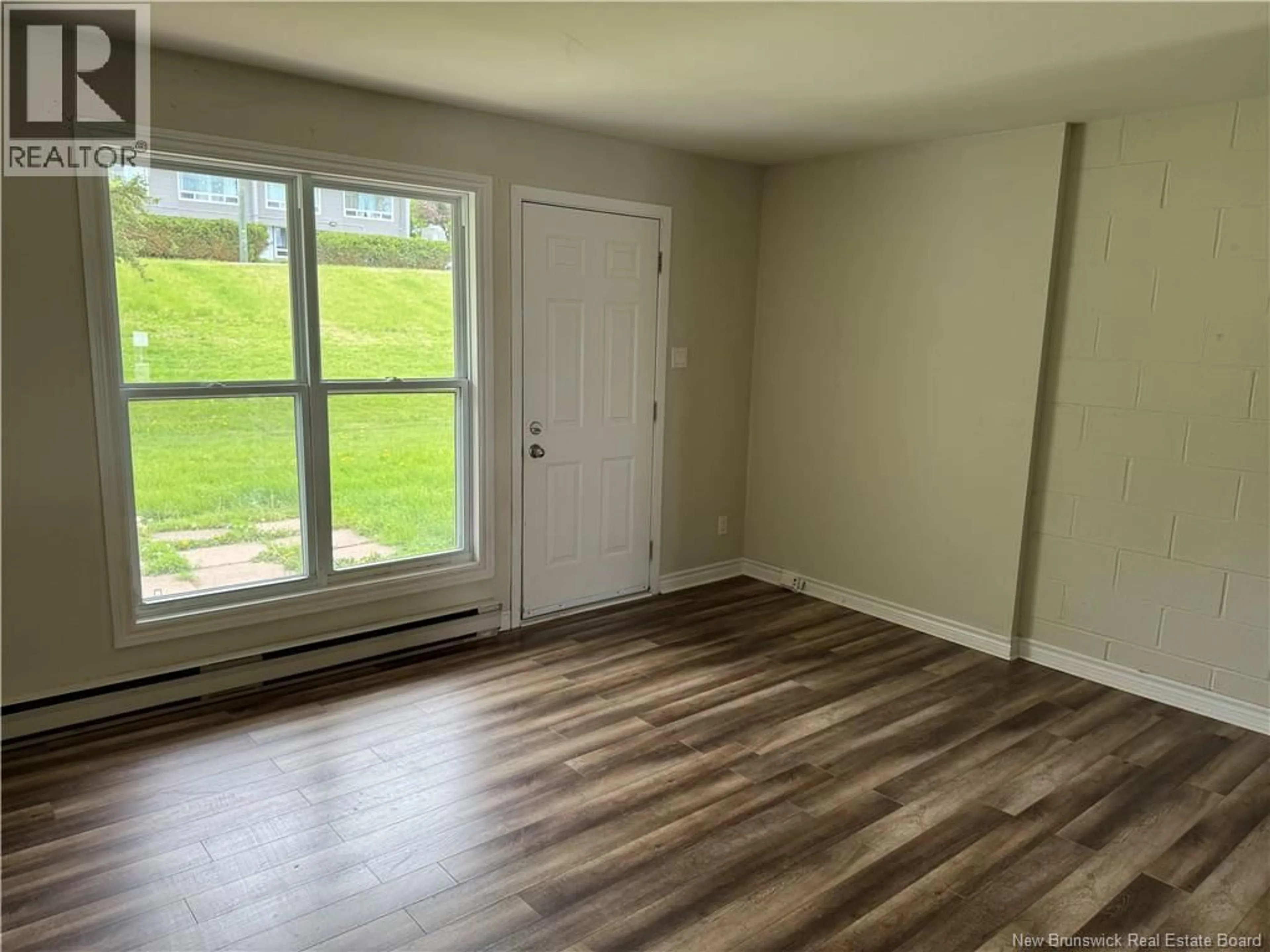 A pic of a room for 18 - 24 SUFFOLK, Riverview New Brunswick E1B4K6