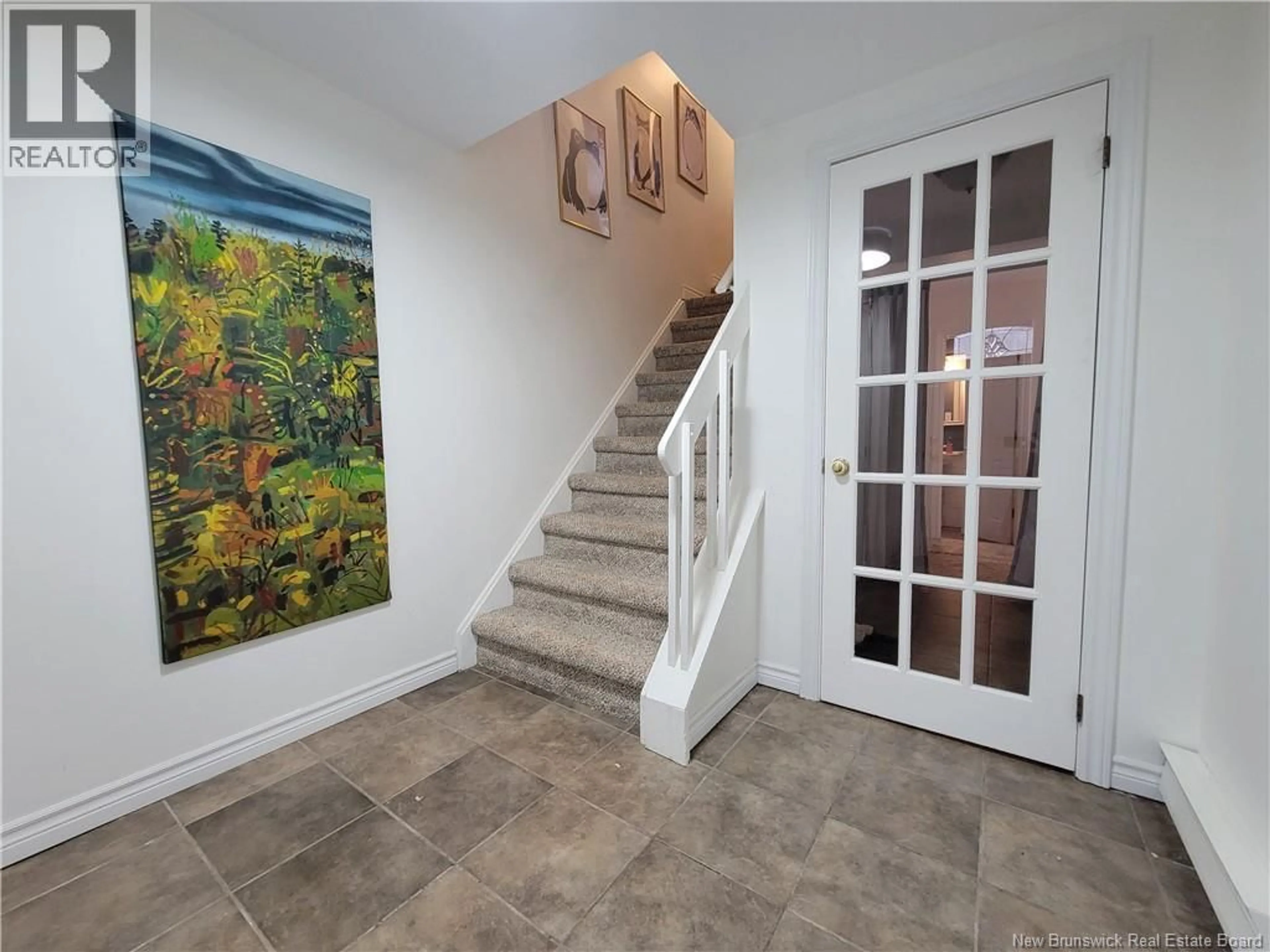 Indoor entryway for 39 HILLSVIEW CRESCENT, Rothesay New Brunswick E2E3N4