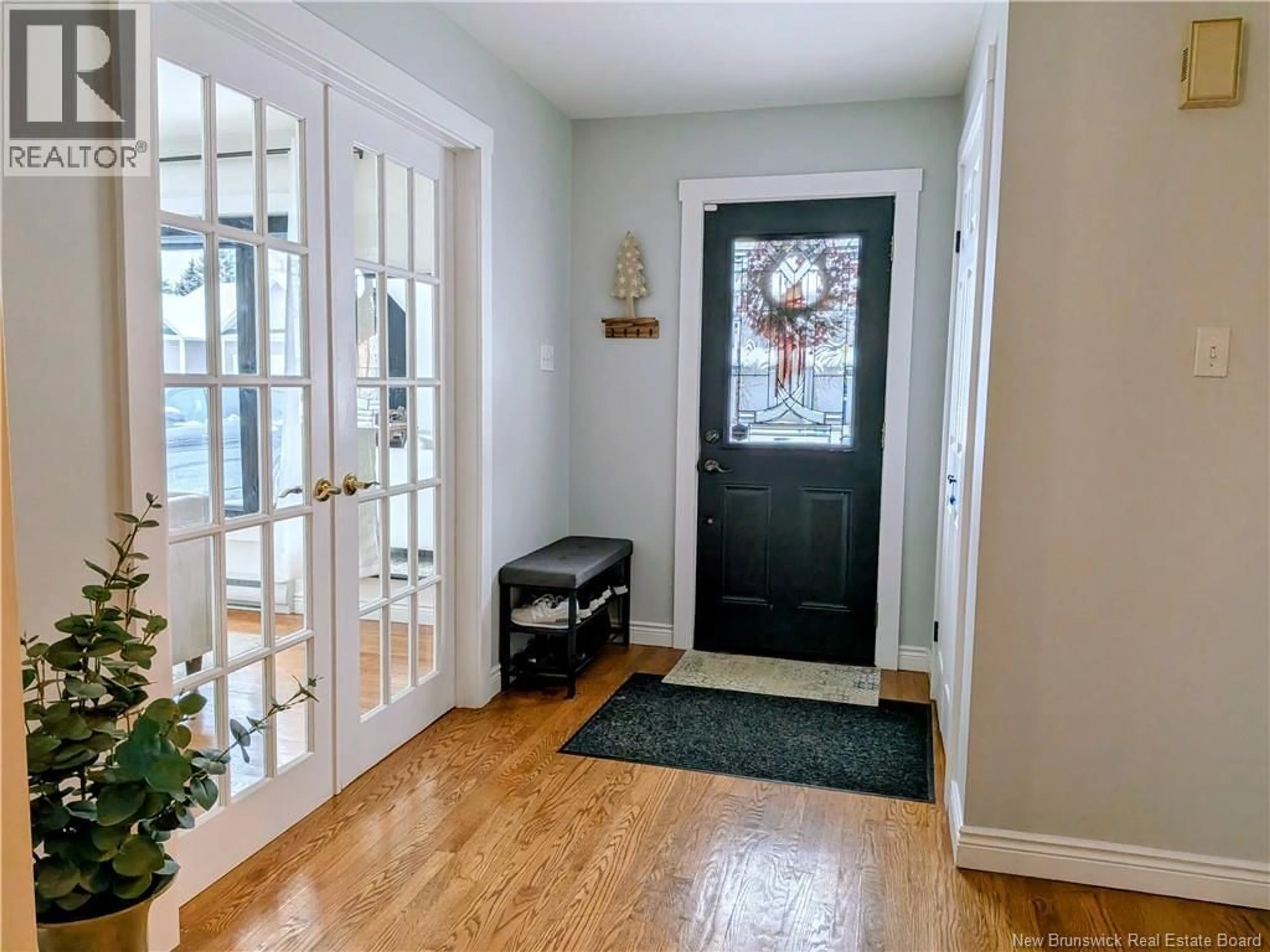 Indoor entryway for 103 SQUIRES STREET, Woodstock New Brunswick E7M2S4