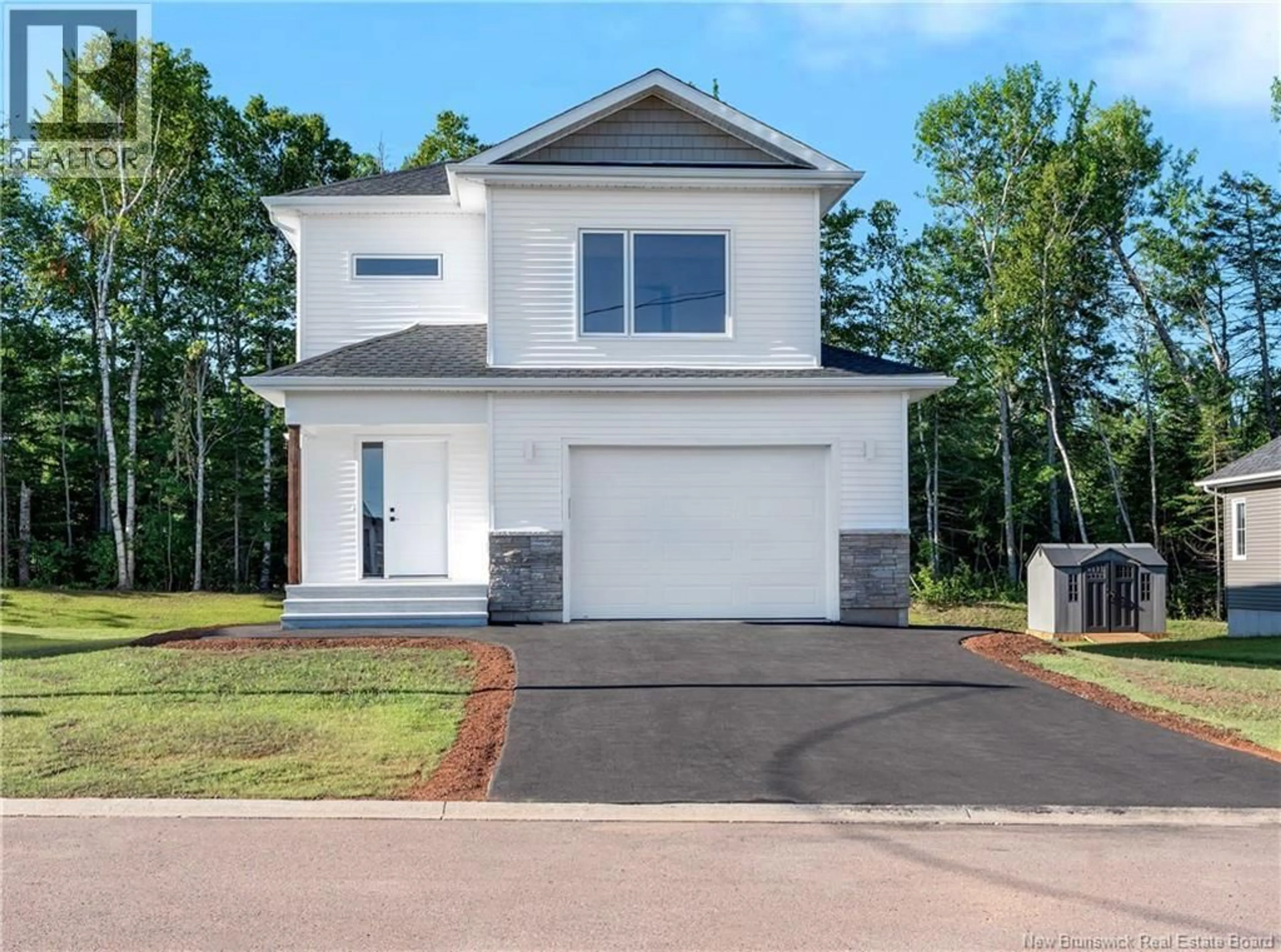 Home with vinyl exterior material, street for 77 GUY STREET, Shediac New Brunswick E4P0L5