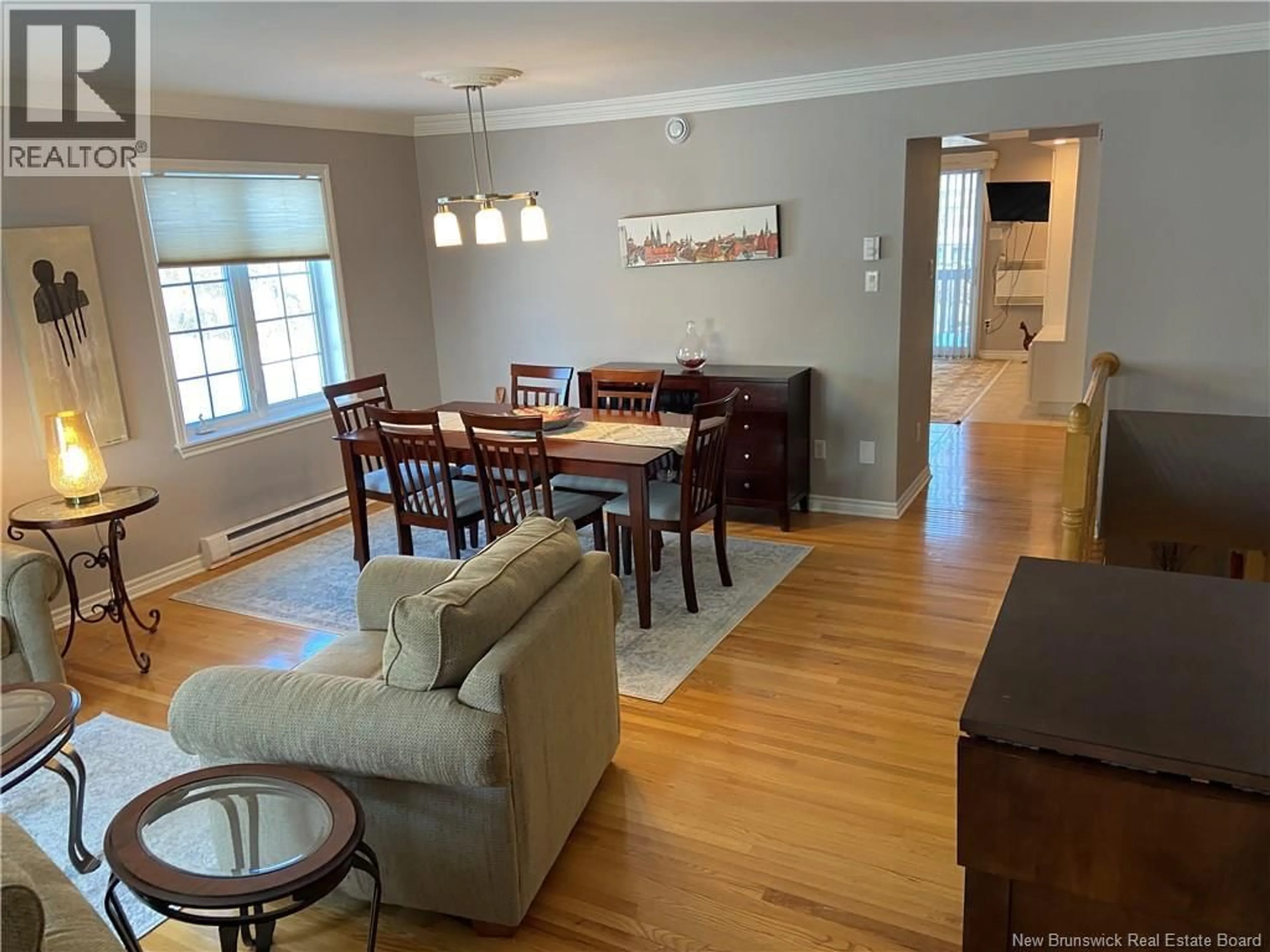 Dining room, wood/laminate floor for 22 WHITE HOUSE COURT, Saint John New Brunswick E2M5Z8