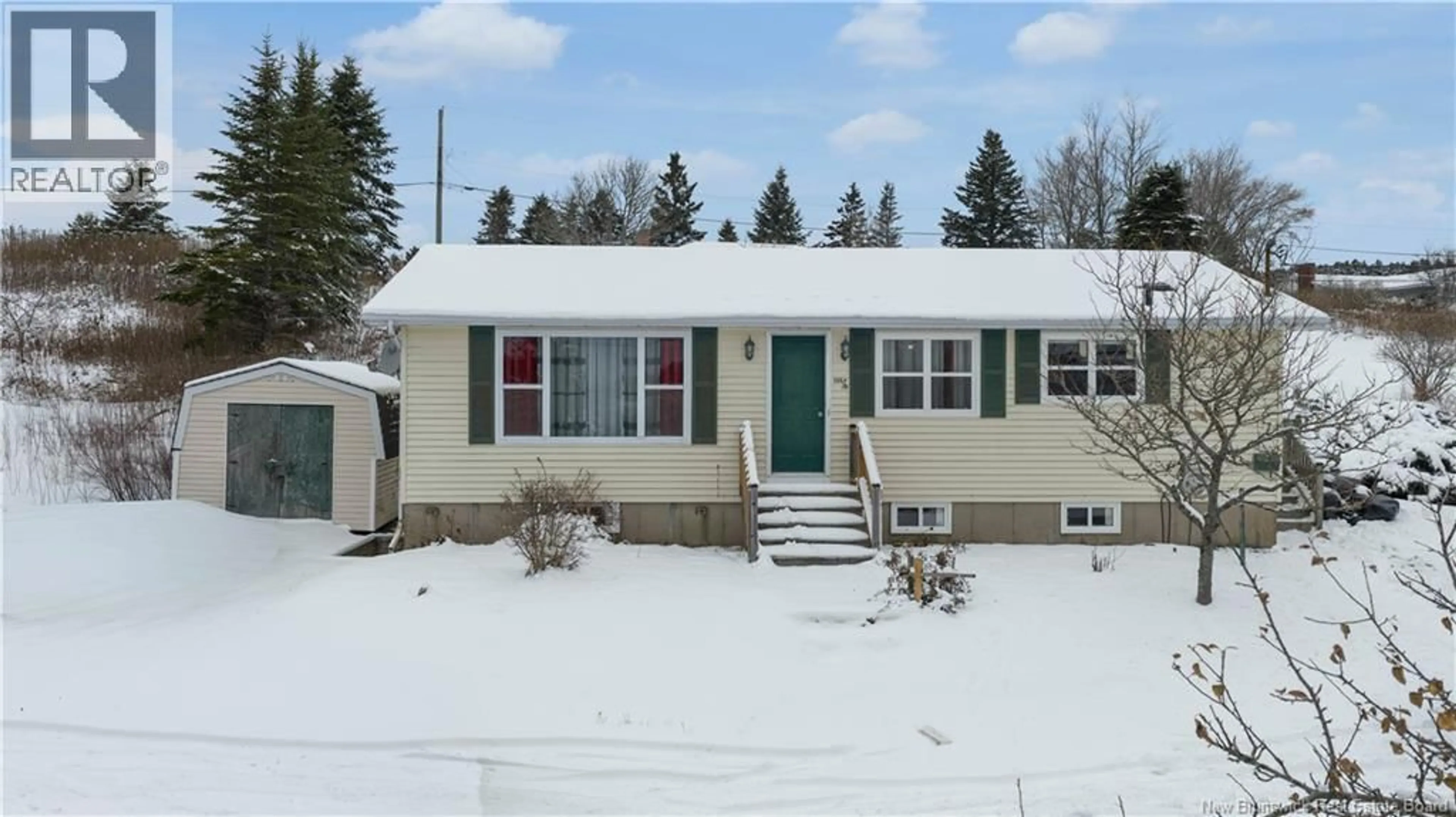 Home with vinyl exterior material, street for 1015 LOCH LOMOND RD, Saint John New Brunswick E2J1Z5