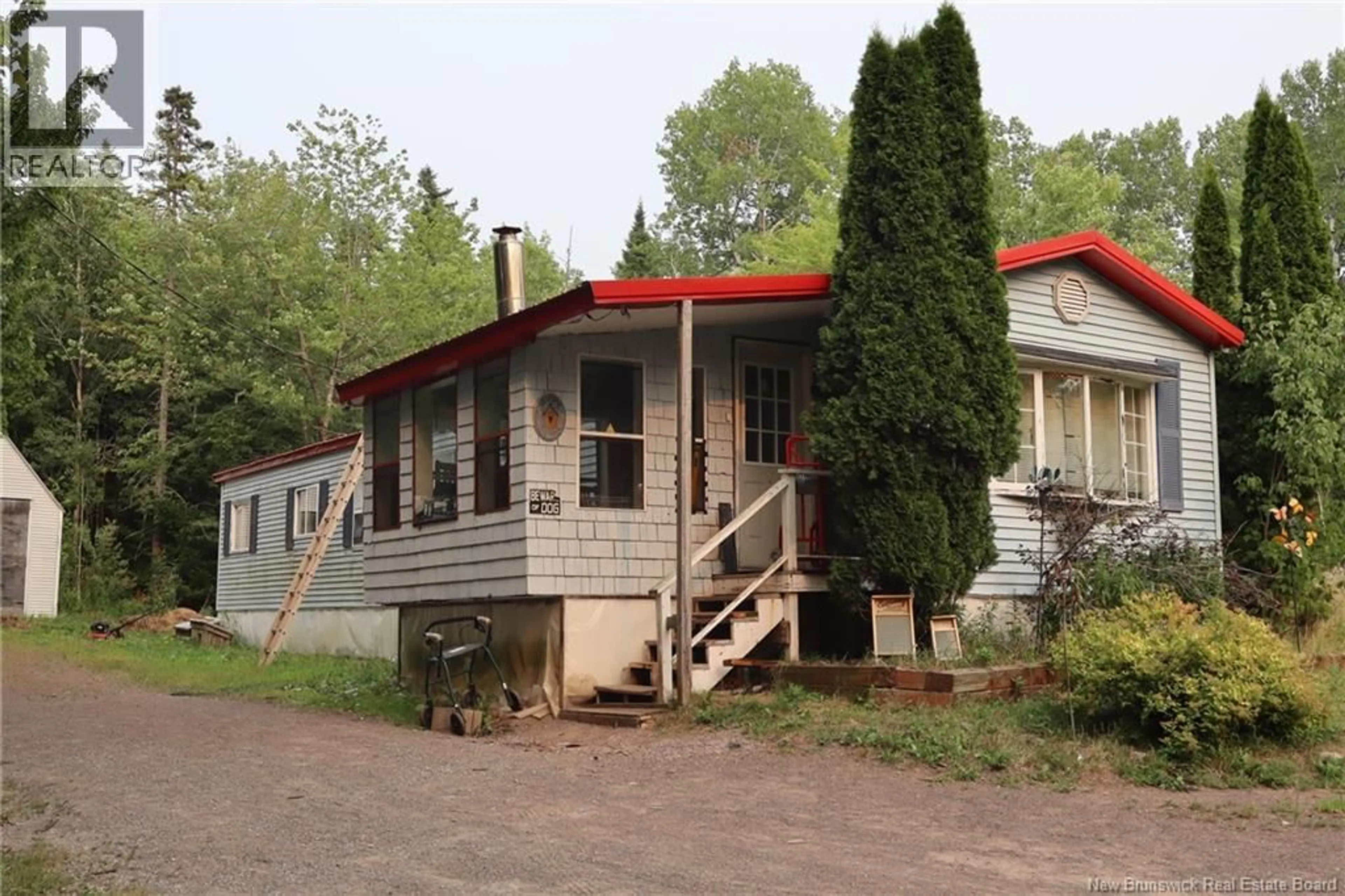 Home with vinyl exterior material, unknown for 916 SANATORIUM ROAD, Moncton New Brunswick E4J1X8