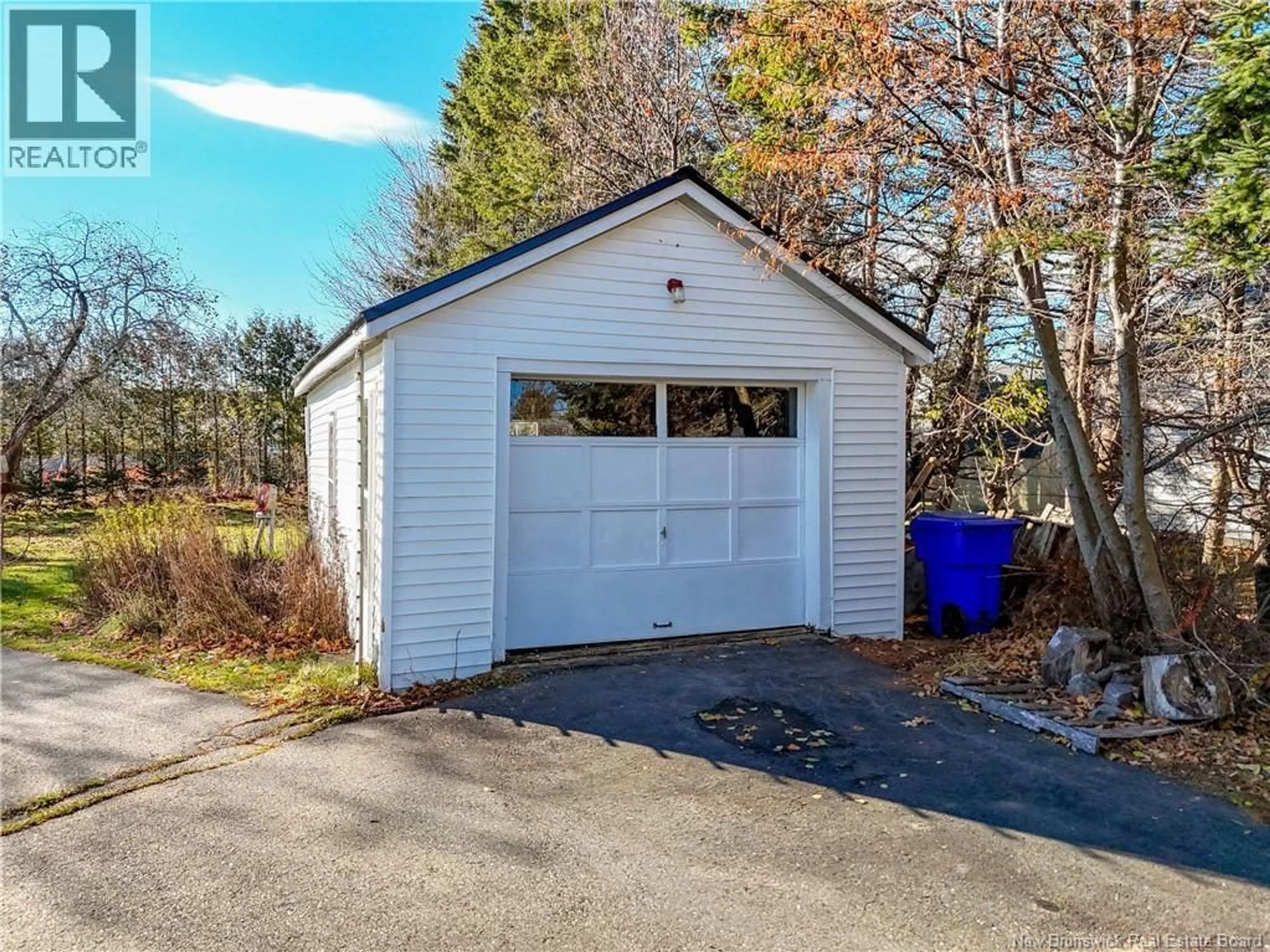 Indoor garage for 29 MONTAGUE STREET, Saint Andrews New Brunswick E5B1G7