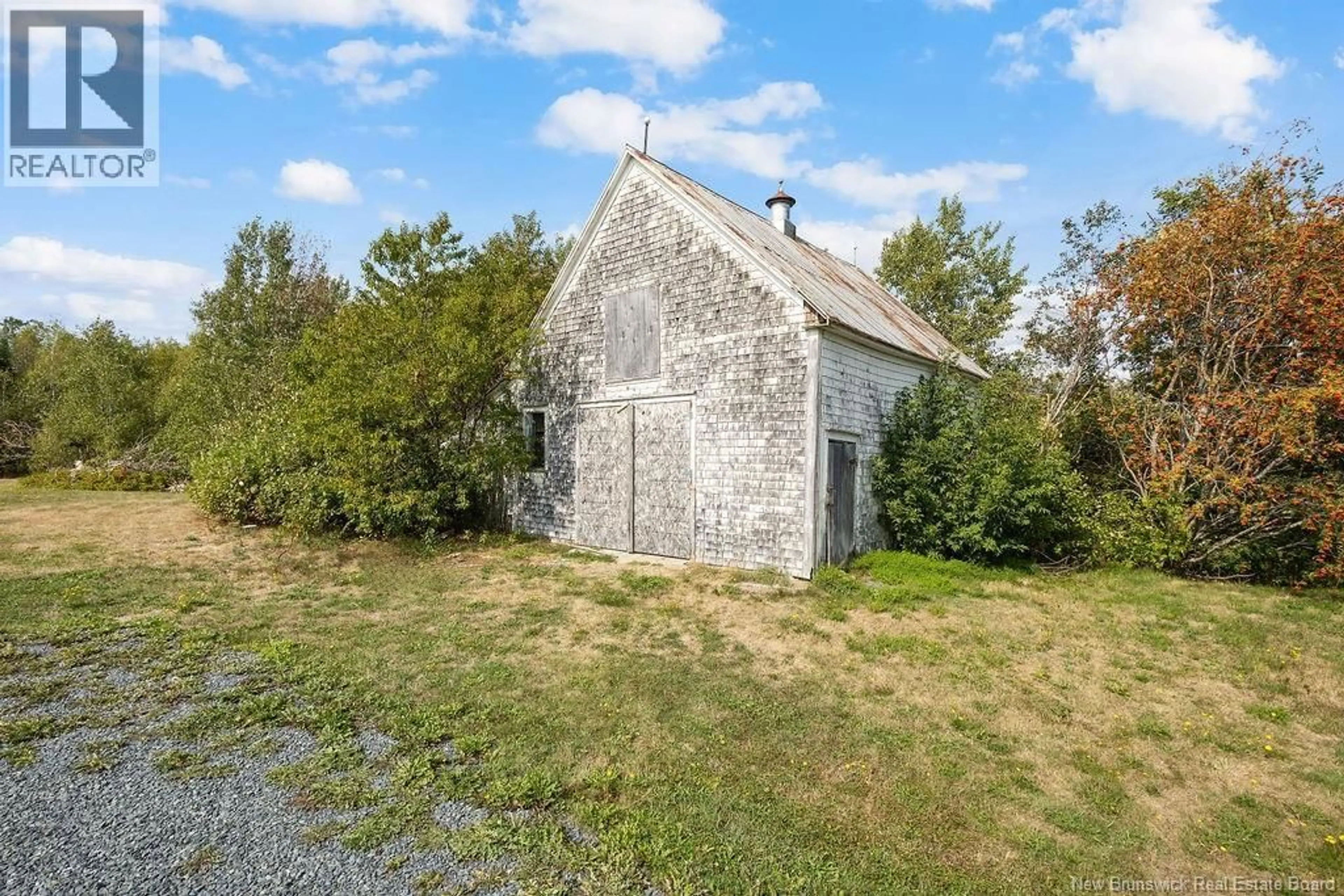 Shed for 2855 KING GEORGE HWY, Miramichi New Brunswick E1V7B1