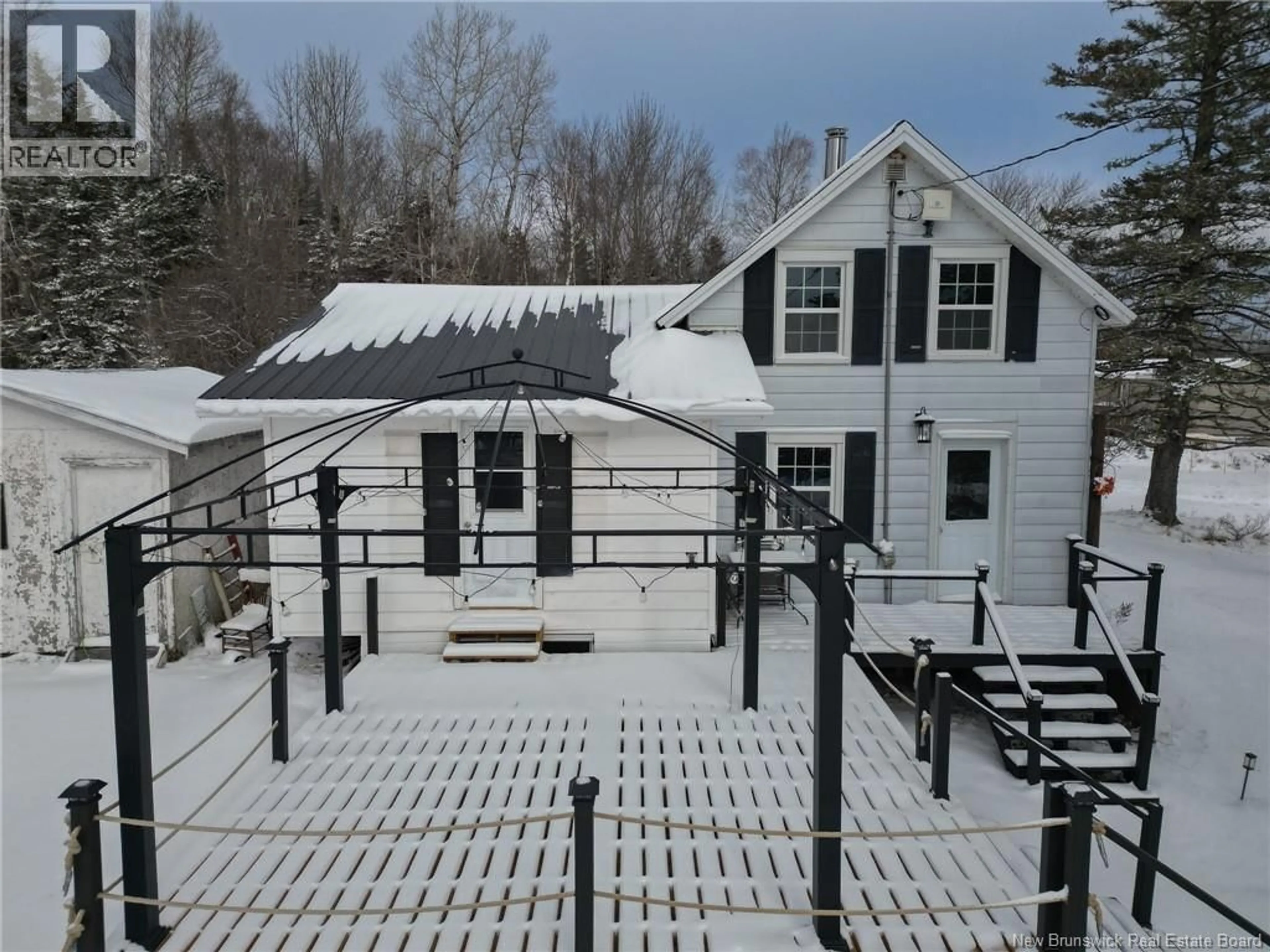 A pic from outside/outdoor area/front of a property/back of a property/a pic from drone, building for 3222 ROUTE 104, Upper Hainesville New Brunswick E6E1J1