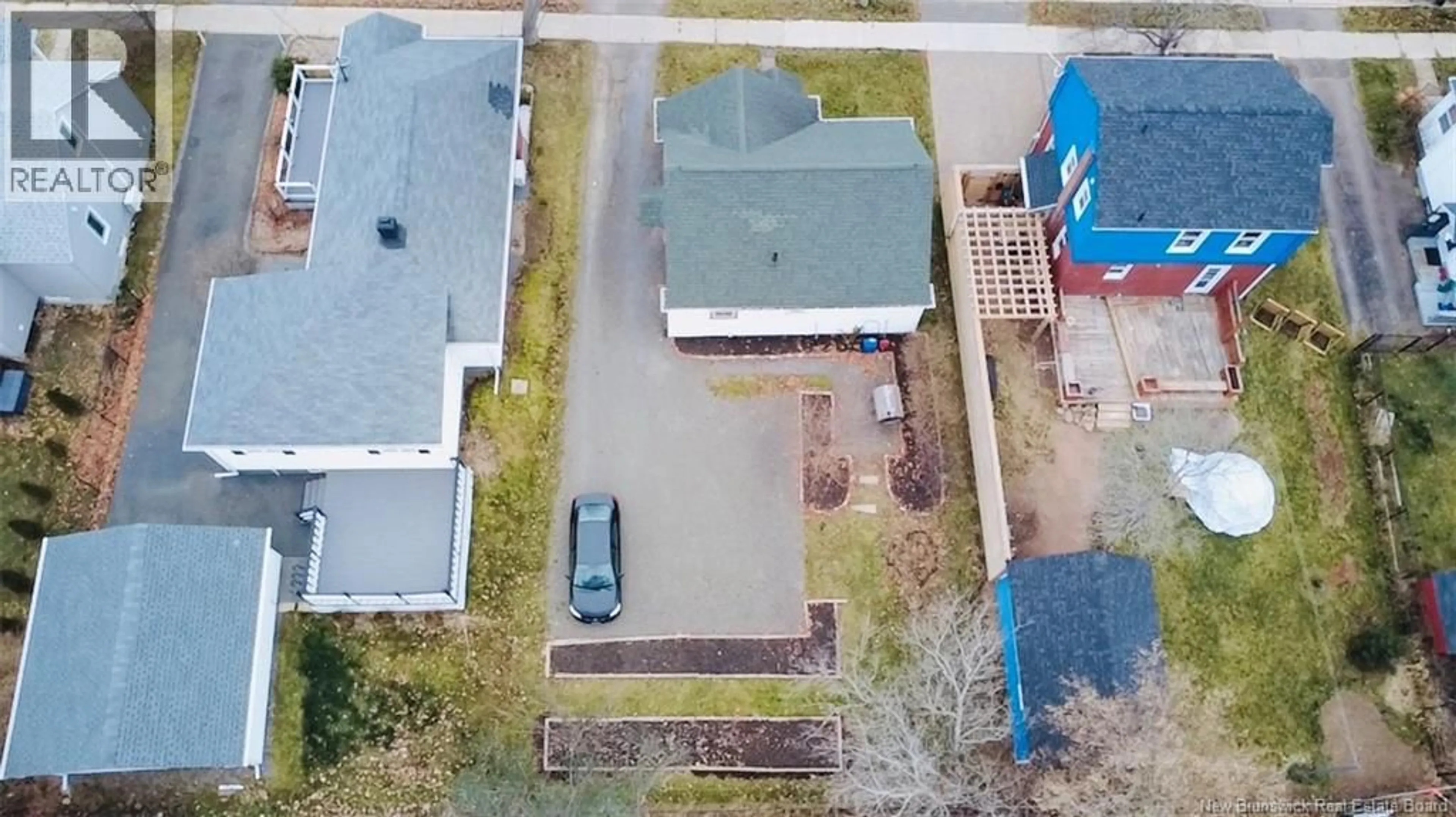 A pic from outside/outdoor area/front of a property/back of a property/a pic from drone, street for 101 MAPLE STREET, Moncton New Brunswick E1C6A2