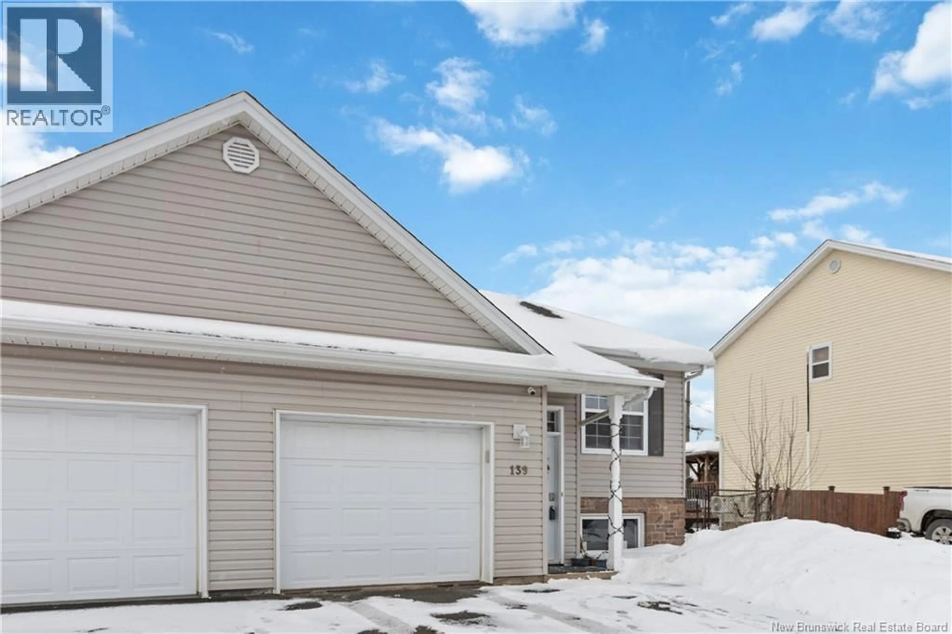 Home with vinyl exterior material, street for 139 MOUNT PLEASANT ROAD, Moncton New Brunswick E1G5J4